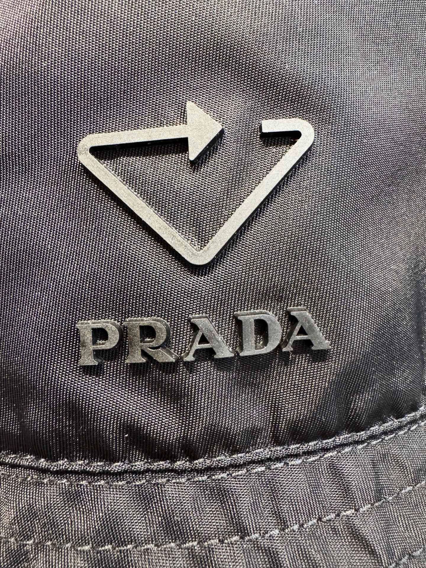 Prada Prada black nylon bucket hat, inner loose thread Size ONE SIZE - 5 Thumbnail