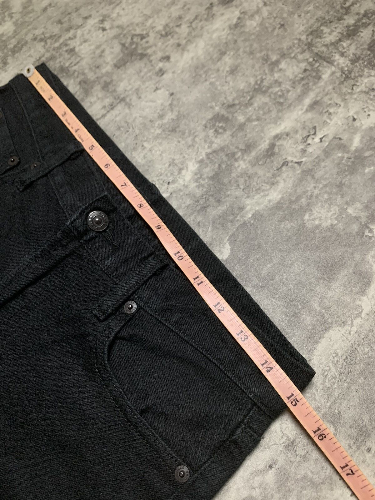Uniqlo Uniqlo Slim Selvedge Black Denim Undercover Japan Style Size US 29 - 11 Thumbnail