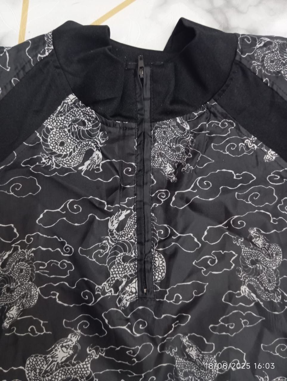 Japanese Brand Vintage Full Print Dragons Half zipper Shirt Size US L / EU 52-54 / 3 - 3 Thumbnail