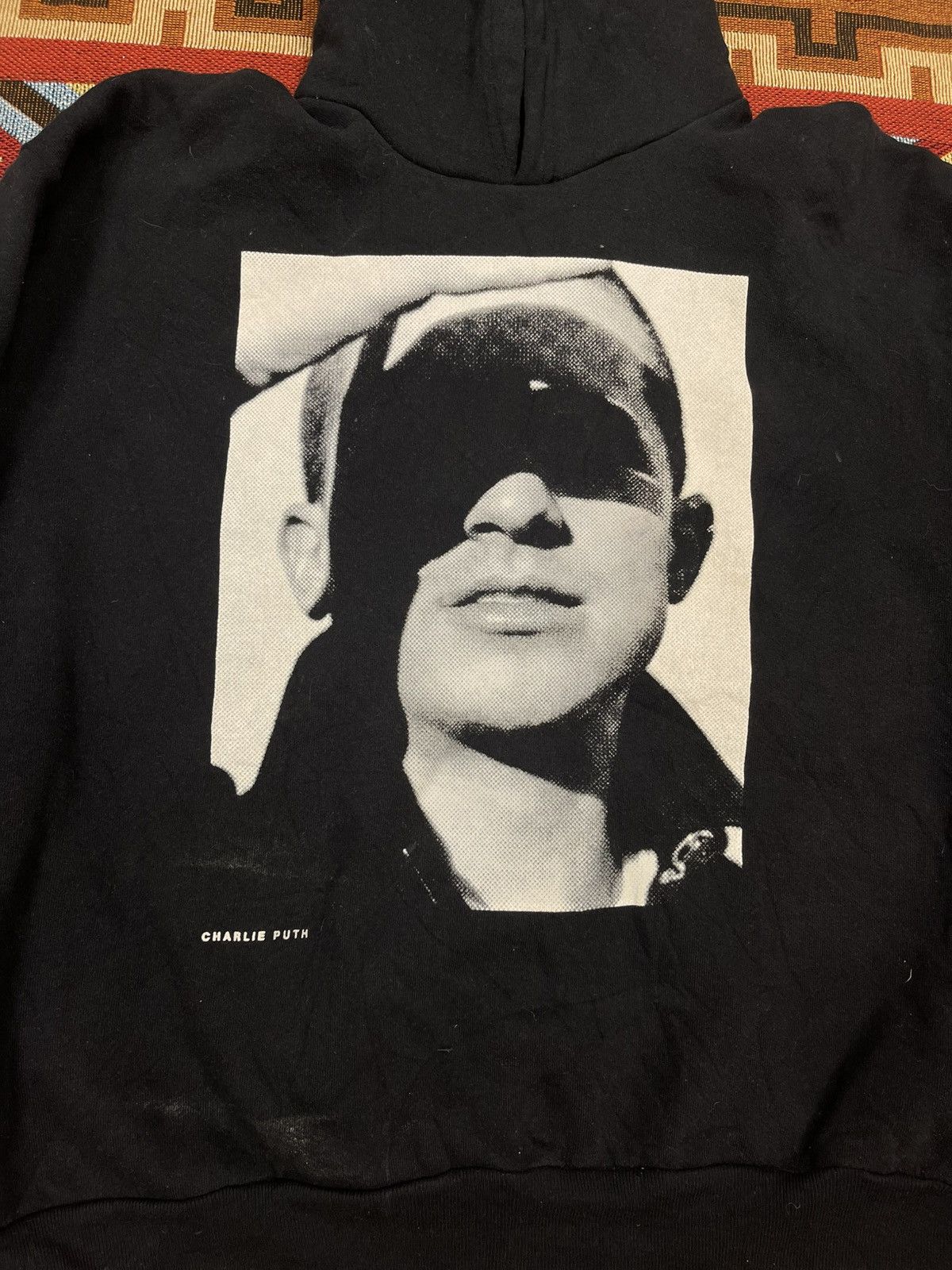 Band Tees CHARLIE PUTH WARNED MYSELF COVER SHOT HOODIE Size US L / EU 52-54 / 3 - 2 Thumbnail