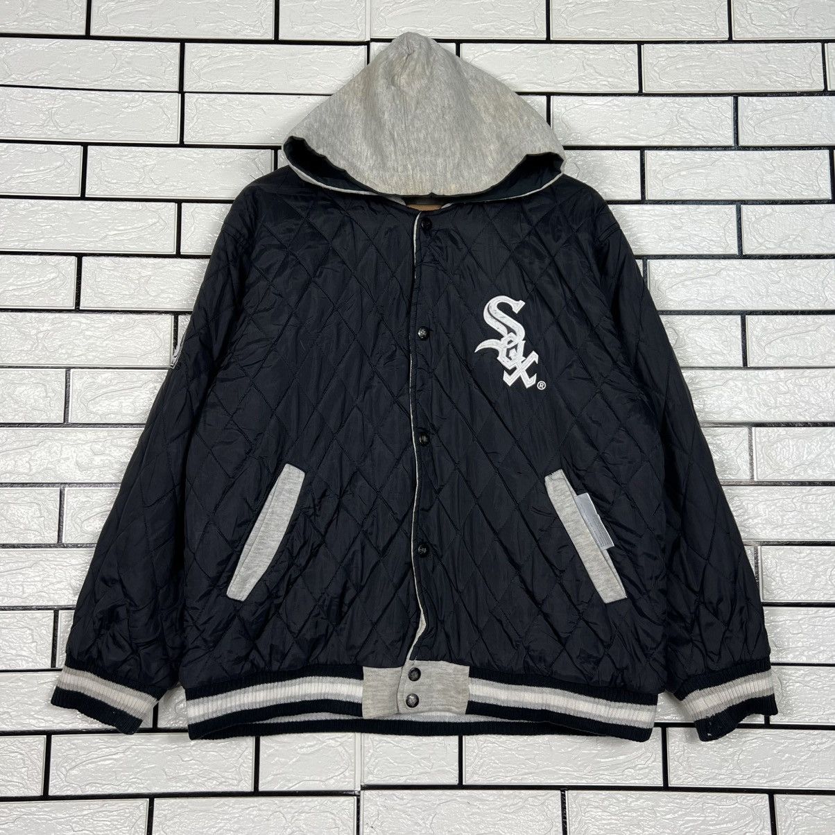 MLB CHICAGO WHITE SOX Reversible Hooded Varsity Youth #4059-C184 Size US M / EU 48-50 / 2 - 18 Thumbnail