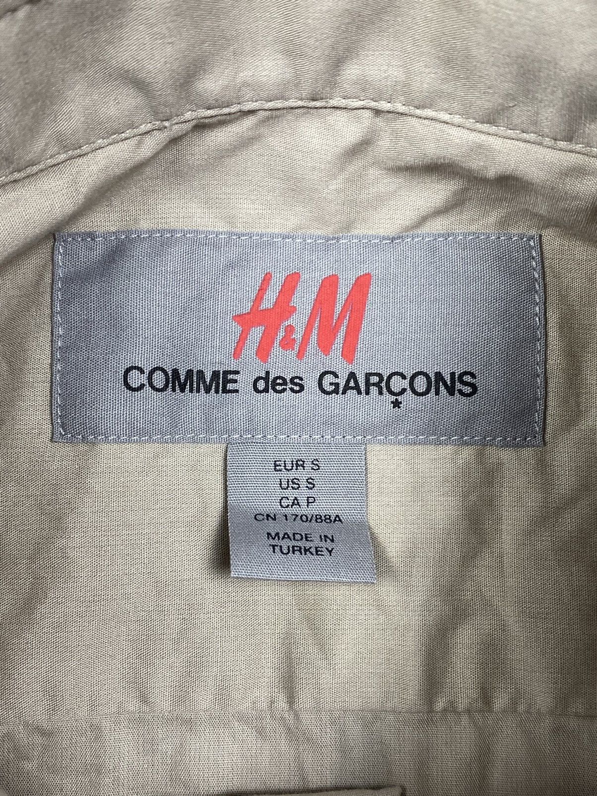 Comme des Garcons Comme Des Garcons x H&M Designer Button Up Shirt Size US S / EU 44-46 / 1 - 7 Thumbnail