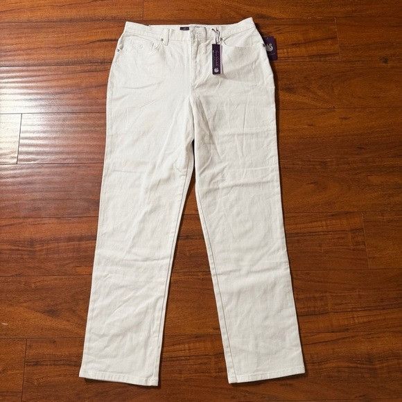 Gloria Vanderbilt NWT Gloria Vanderbilt Crystal White AMANDA Slim Jeans Sz 12 Size 34" / US 12 / IT 48 - 5 Thumbnail