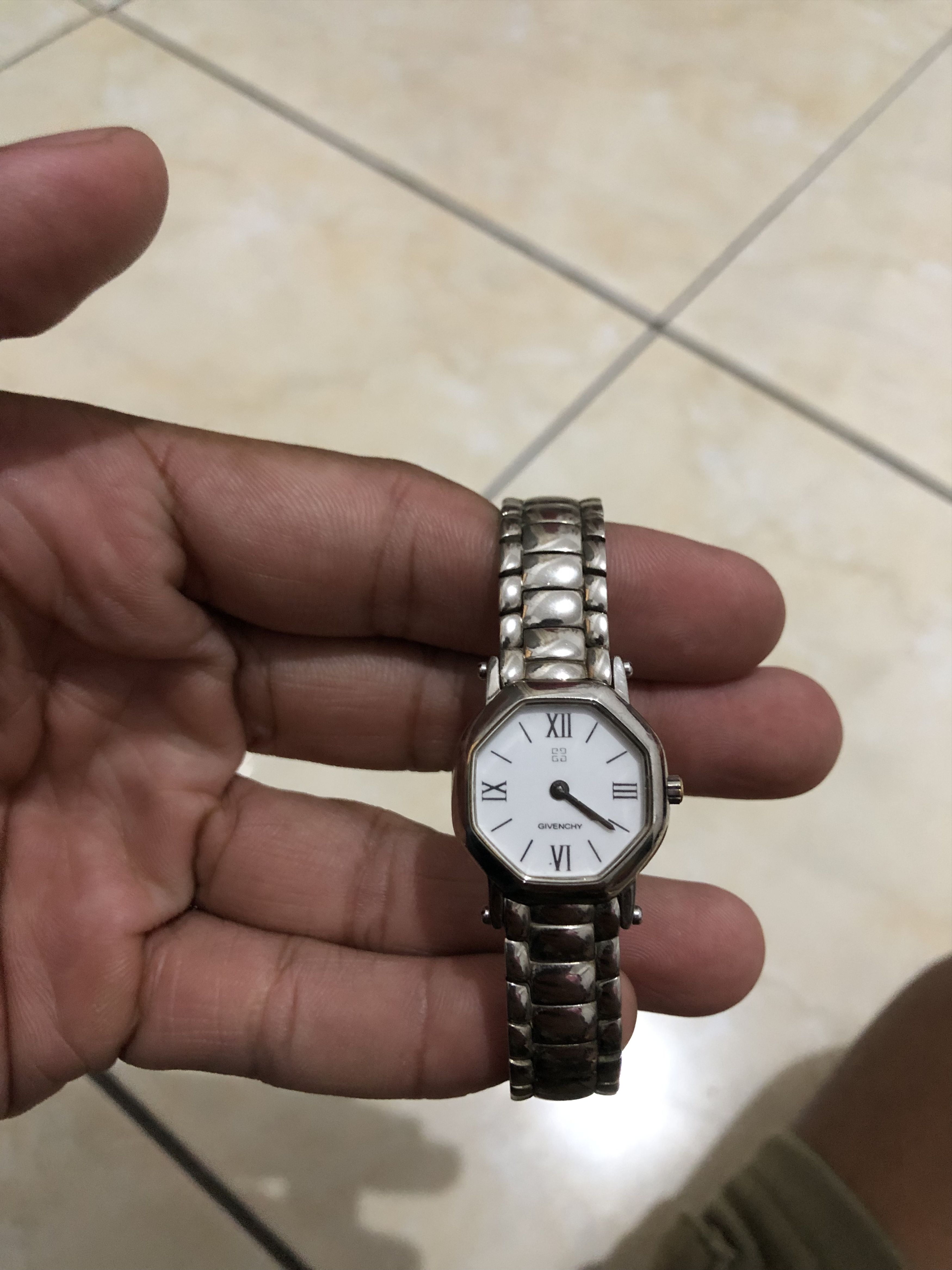 Givenchy Vintage 90s Life Givenchy Octagon Case Watch Size ONE SIZE - 3 Thumbnail