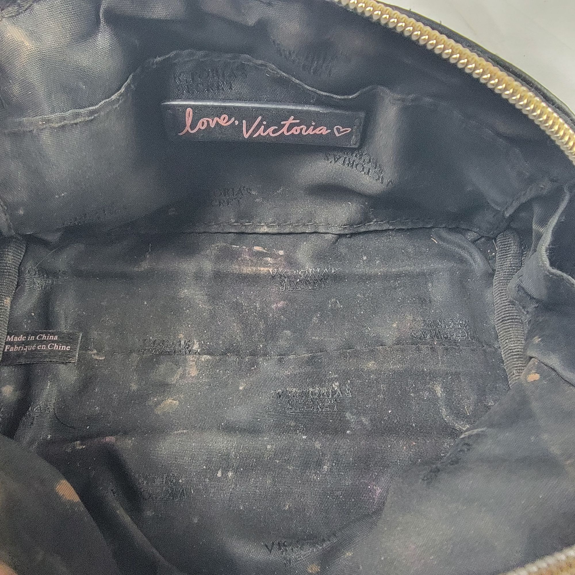 Victoria's Secret Victorias Secret Black Snake Cosmetic Makeup Bag Travel Size ONE SIZE - 4 Thumbnail