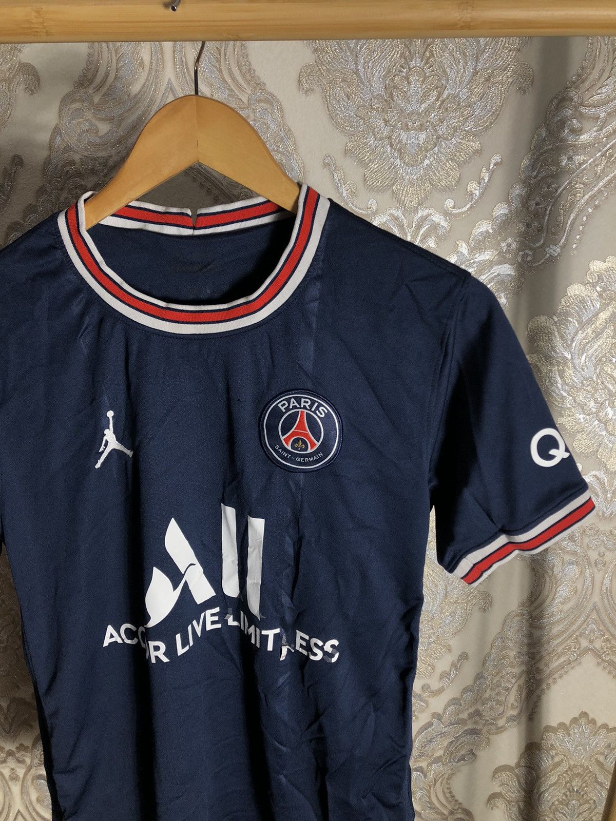 Jordan Brand VINTAGE NIKE JORDAN FC PSG PARIS FRANCE SOCCER JERSEY Y2K Size US S / EU 44-46 / 1 - 2 Thumbnail