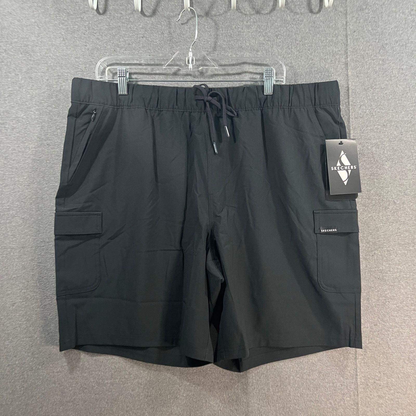 Other Skechers Incline Pocket 9'' Shorts Bold Black, Size 2X Size 42" / US 20 - 1 Thumbnail