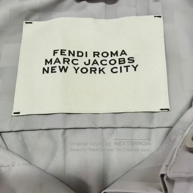 Other Fendi Full Print Logo Detail Solid Color Pointed Collar Sh Size US S / EU 44-46 / 1 - 3 Thumbnail