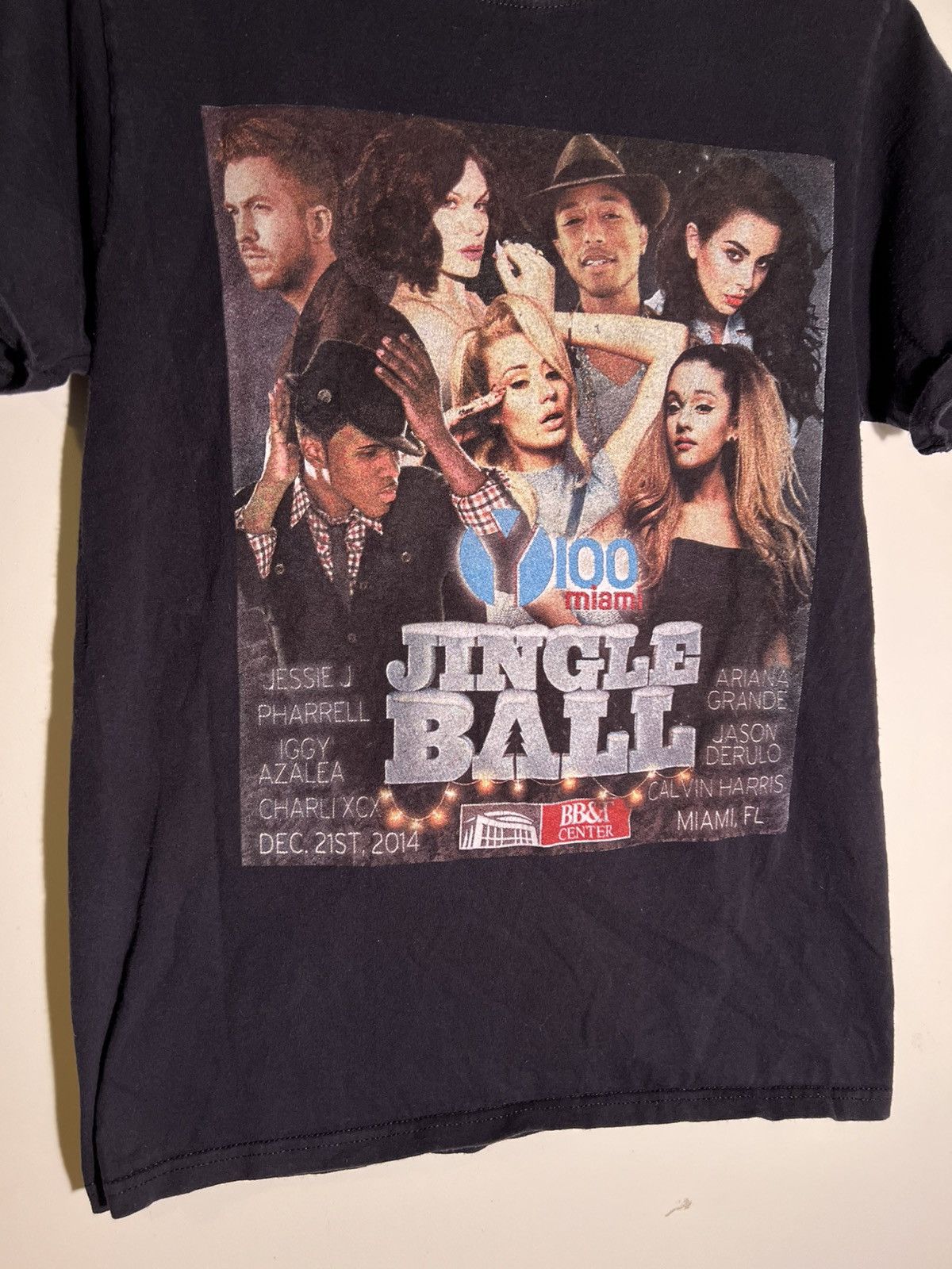 Vintage 2014 Jingle Ball 100 Miami Pop Music Rock Hip Hop Tour Shirt Size US S / EU 44-46 / 1 - 3 Thumbnail