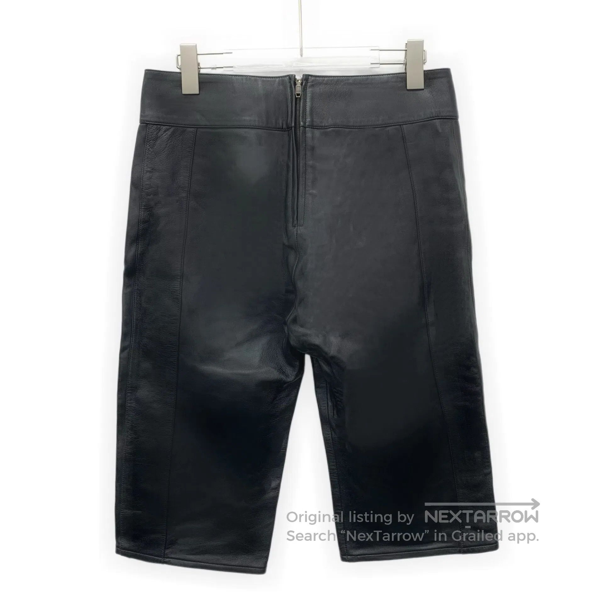 chloma Chloe size L Black Leather Laced Casual Five-Quarter Short Size US 40 / EU 56 - 2 Thumbnail