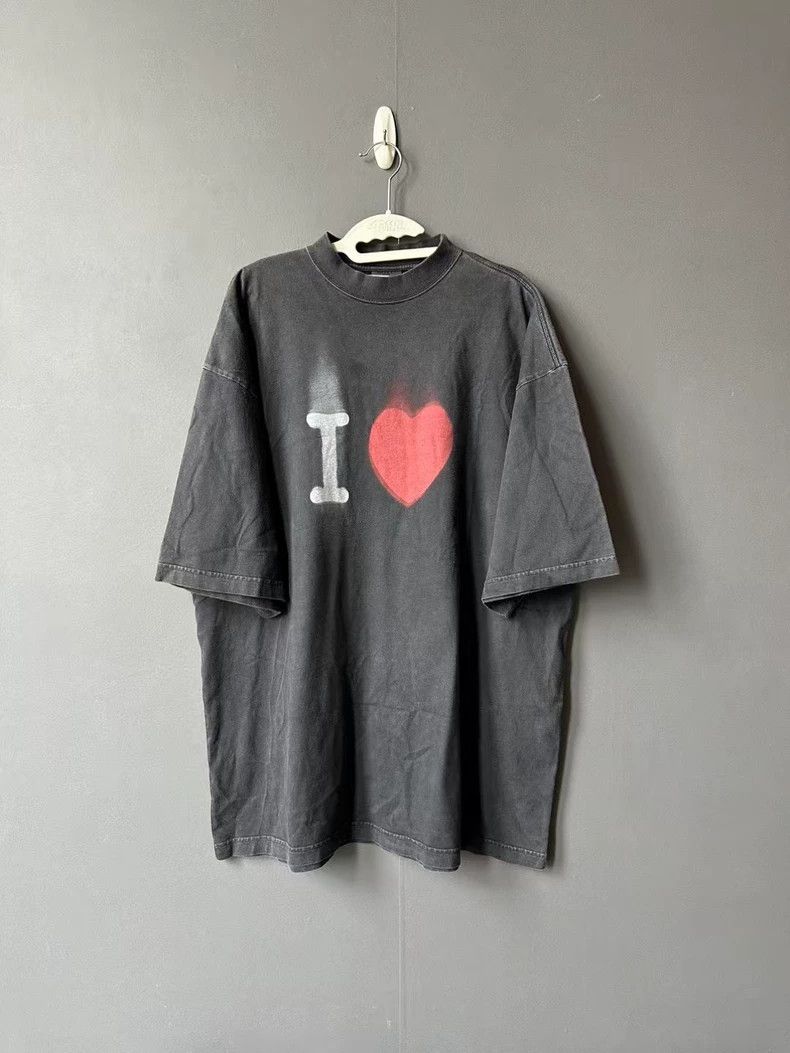 Balenciaga Balenciaga Valentine's Day Love Short Sleeve Size US XS / EU 42 / 0 - 1 Thumbnail
