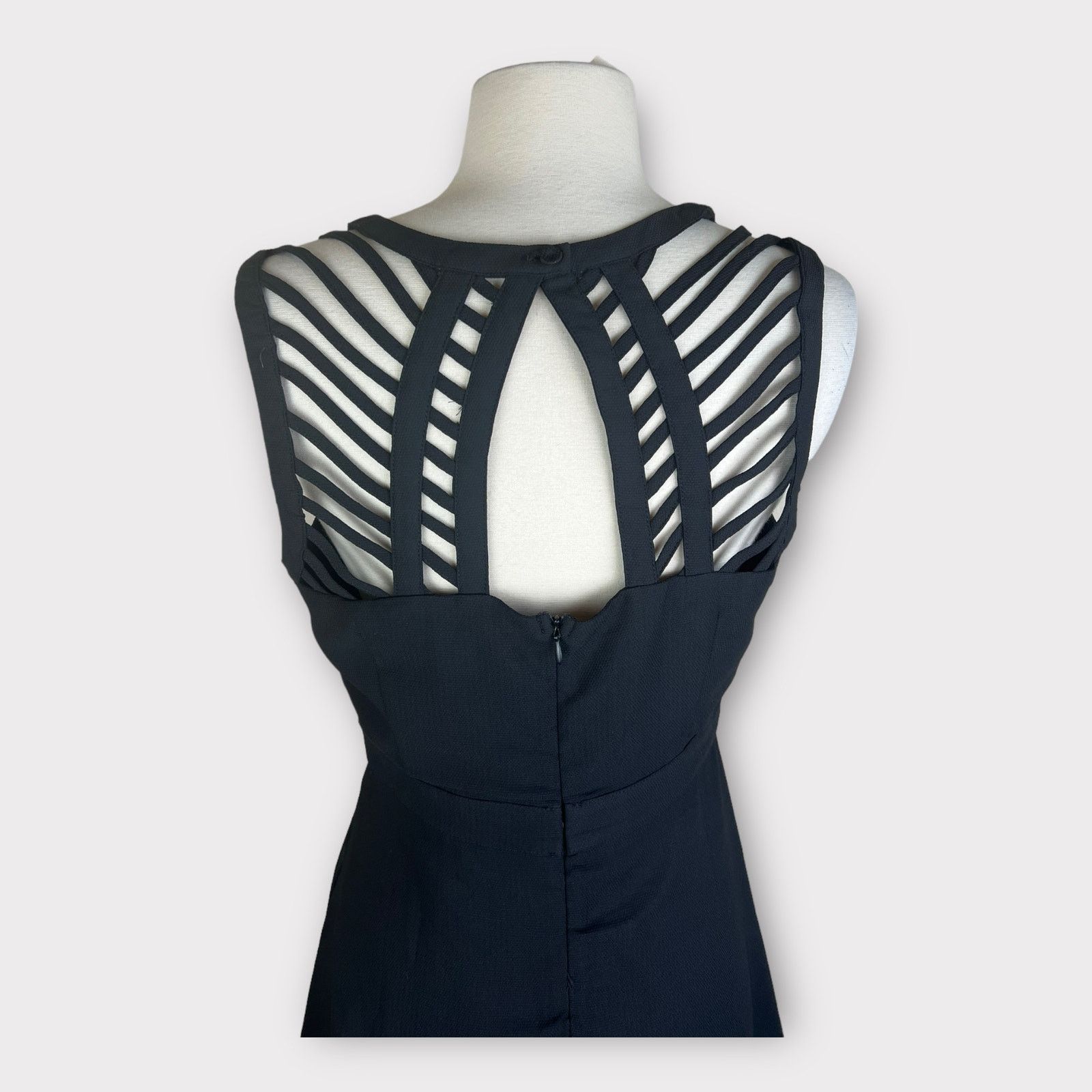 Nordstrom Love Riche | NWT Black Cutout Caged Skater Dress | Medium Size M / US 6-8 / IT 42-44 - 5 Thumbnail