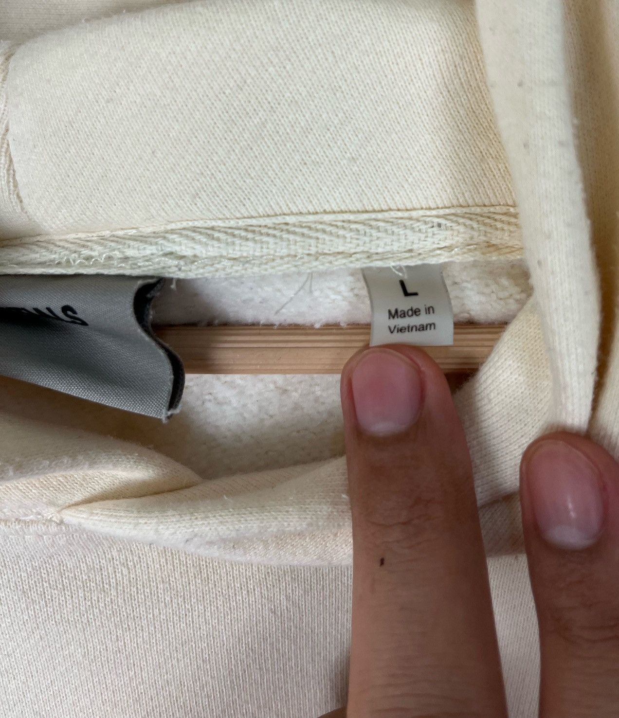 Essentials × Fear of God Essentials Fear Of God Cream Hoodie Size US L / EU 52-54 / 3 - 14 Thumbnail