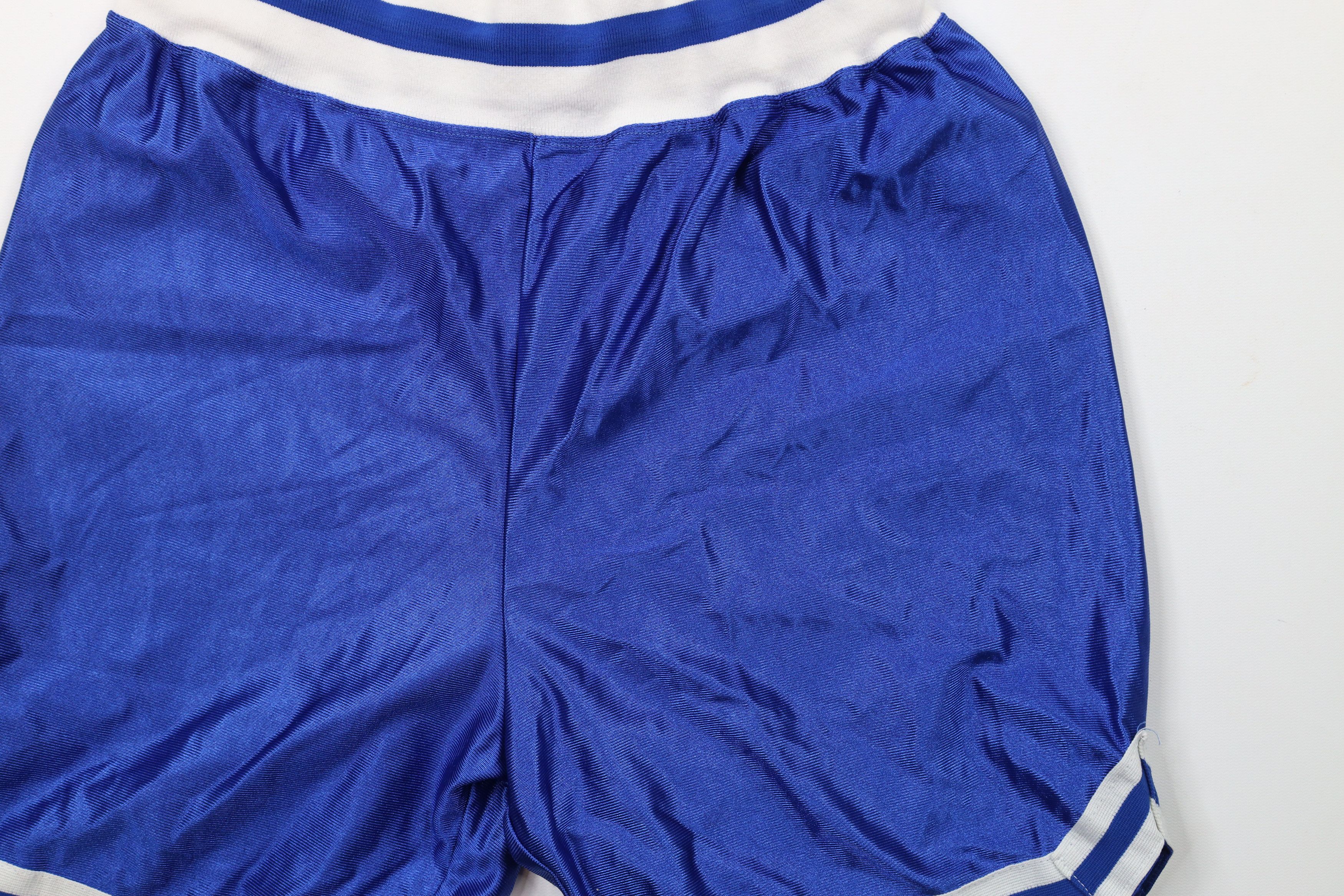 Vintage Vintage 80s 90s Silky Nylon Above Knee Basketball Shorts USA Size US 32 / EU 48 - 3 Thumbnail