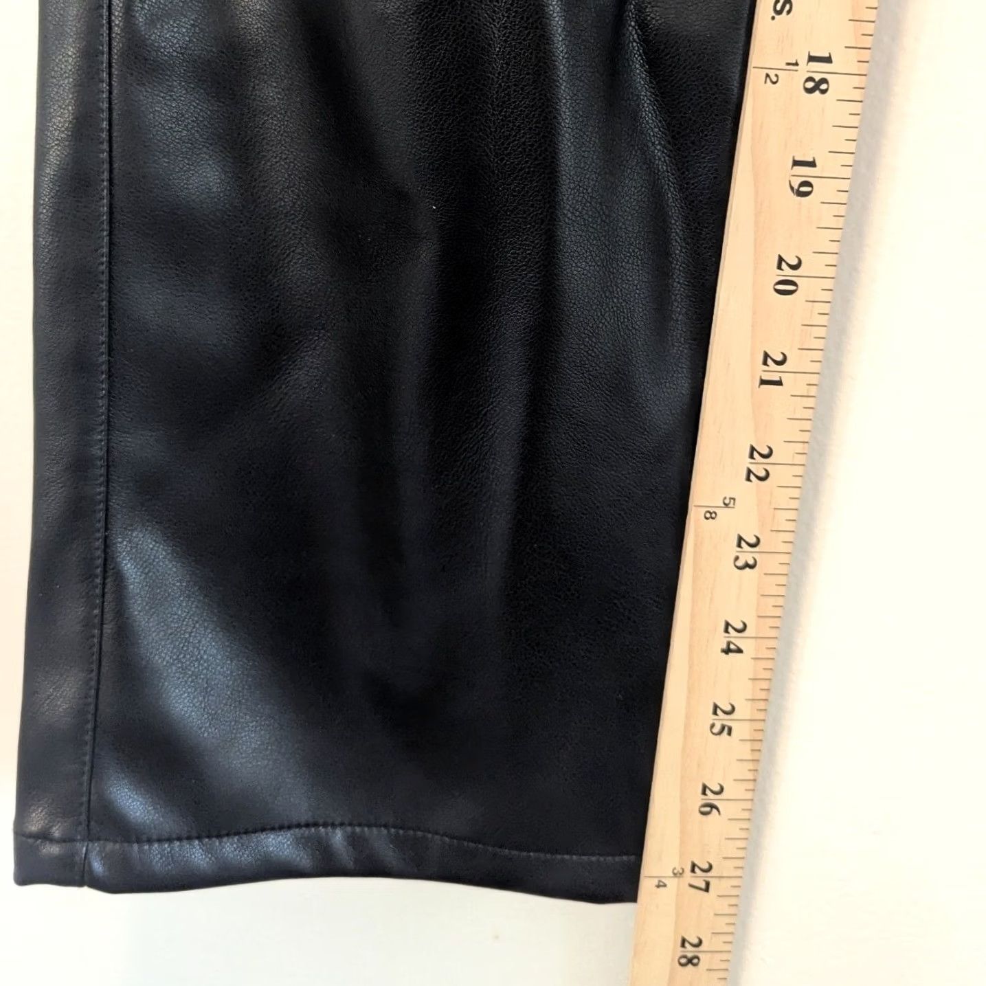 Vintage Mono B Black Vegan Leather Pants Straight Leg Women's M Moto Edgy Punk Goth Pants Casual Streetwear Size 32" / US 10 / IT 46 - 7 Thumbnail