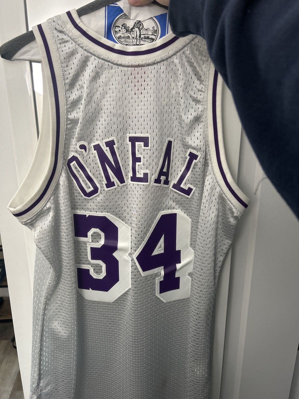 Mitchell & Ness 1996 Shaq O’neal nba hardwood classic jersey Size US M / EU 48-50 / 2 - 1 Thumbnail
