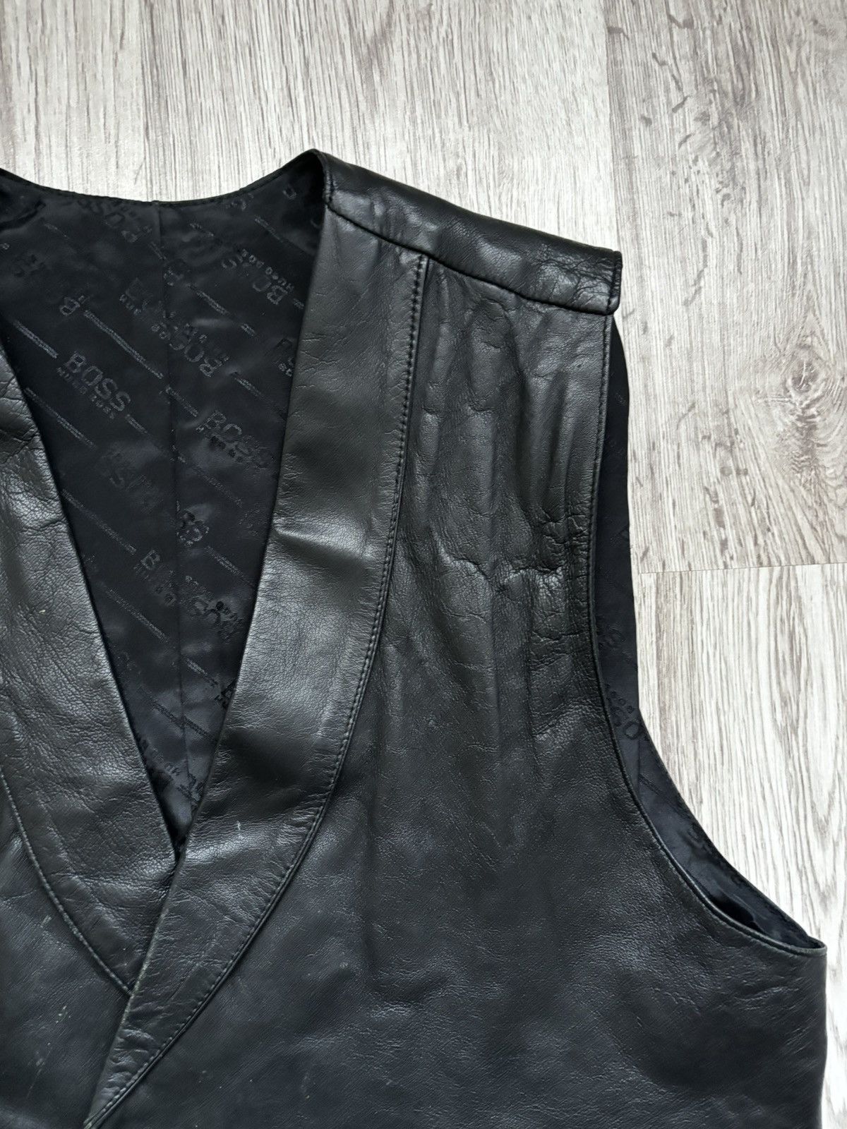 Hugo Boss Rare Hugo Boss Double-Breasted Leather Vest Czechoslovakia Size 38R - 5 Thumbnail