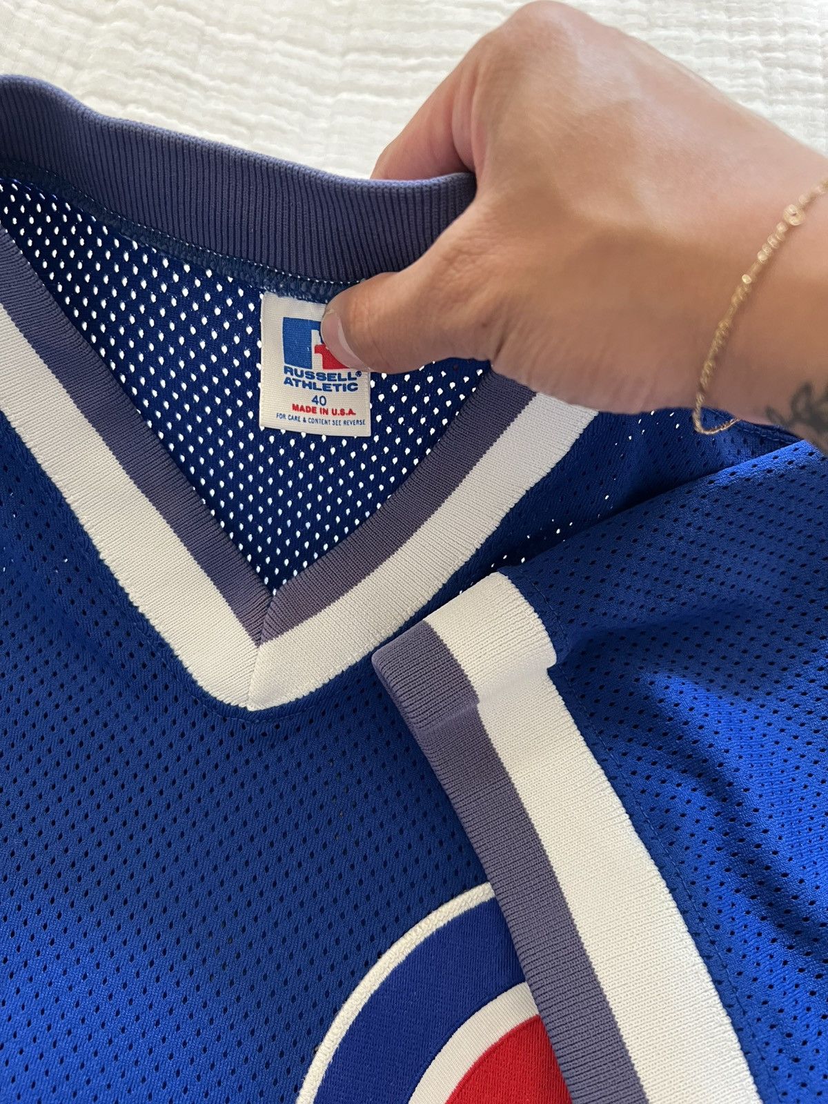 MLB × Russell Athletic 90’s Russell Chicago Cubs BP jersey size 40 (Made in USA 🇺🇸) Size US M / EU 48-50 / 2 - 3 Thumbnail