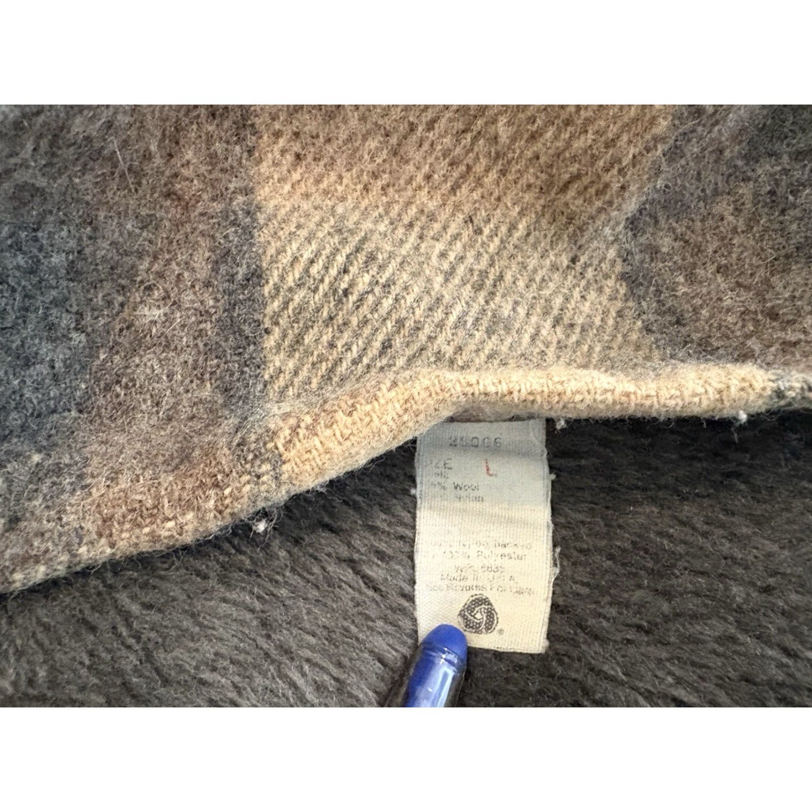 Vintage VINTAGE Woolrich Jacket Mens Large Brown Plaid Buffalo Hunting Wool/Nylon USA 29.5" 24" Pit to Pit Size US L / EU 52-54 / 3 - 4 Thumbnail