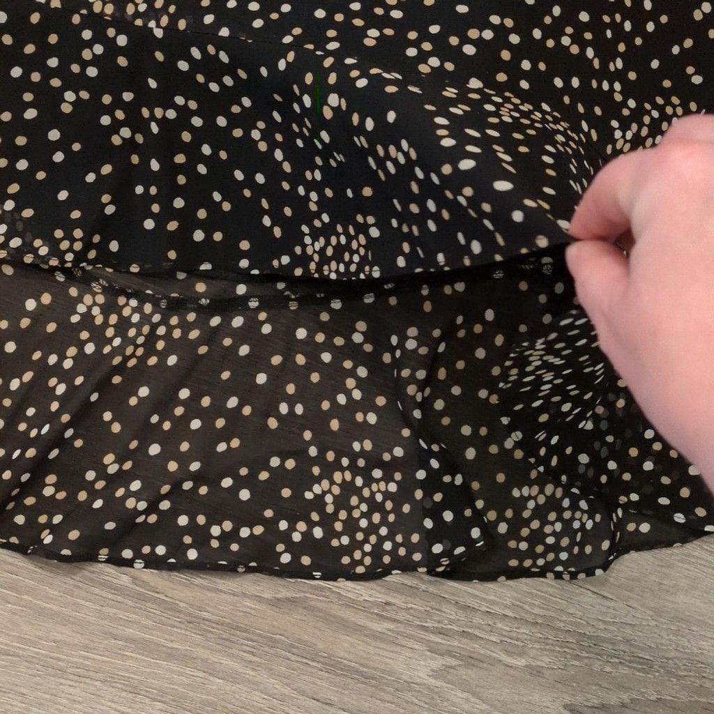 Talbots Talbots Skirt Silk Polka Dot Hi-Lo ruffle hem Size 14 Pet. Size 36" / US 14 / IT 50 - 2 Thumbnail