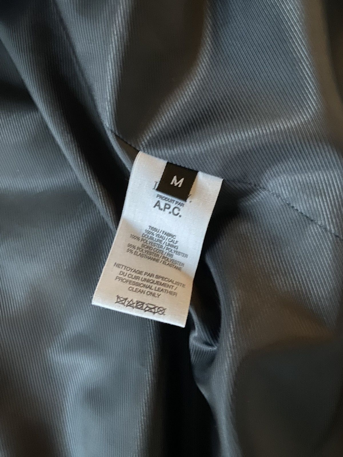 A.P.C. × Louis W. A.P.C. x Louis W. Suede Bomber - worn once Size US M / EU 48-50 / 2 - 3 Thumbnail