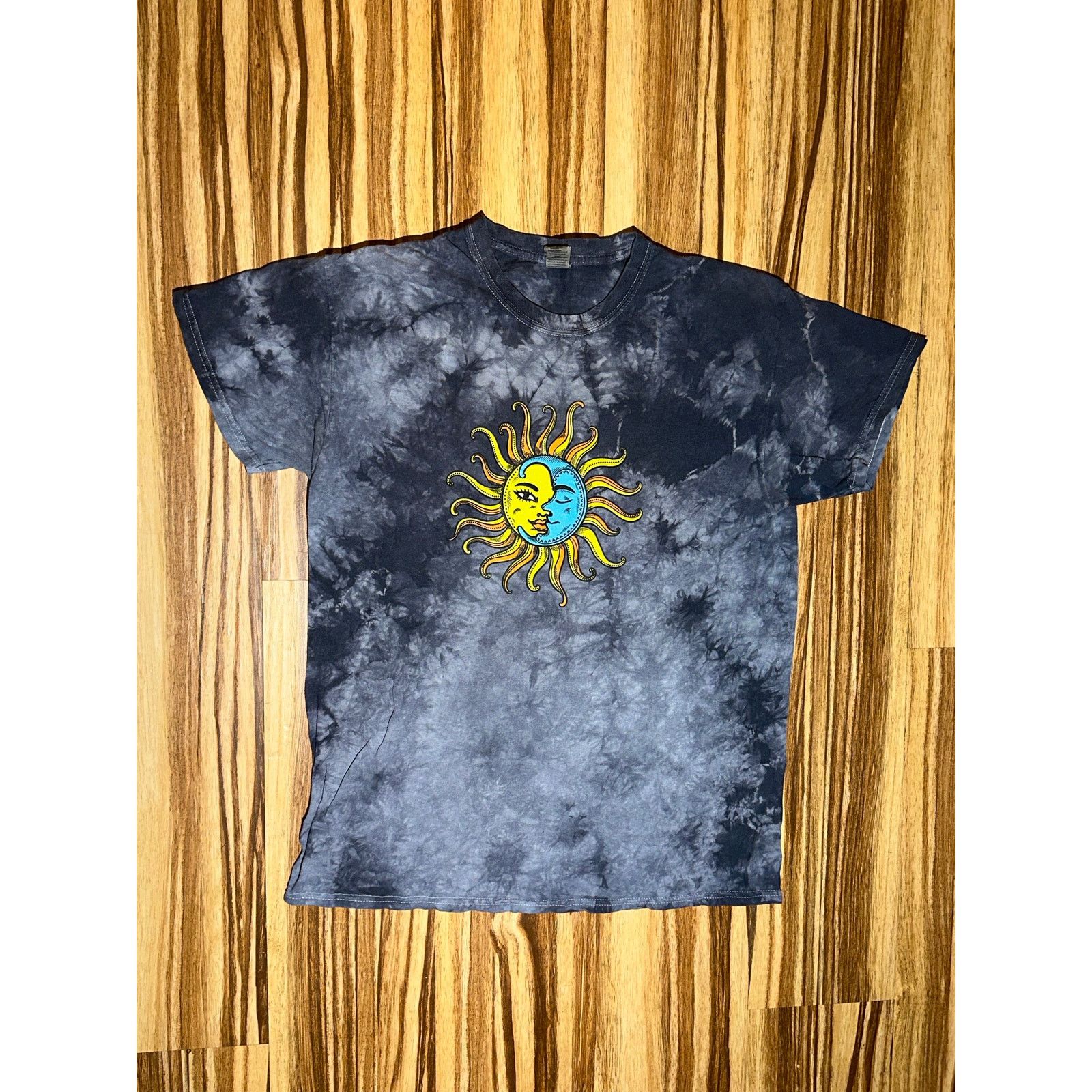 Gildan Sun And Moon Gray Tie Dye Tshirt Size Large Size US L / EU 52-54 / 3 - 2 Thumbnail