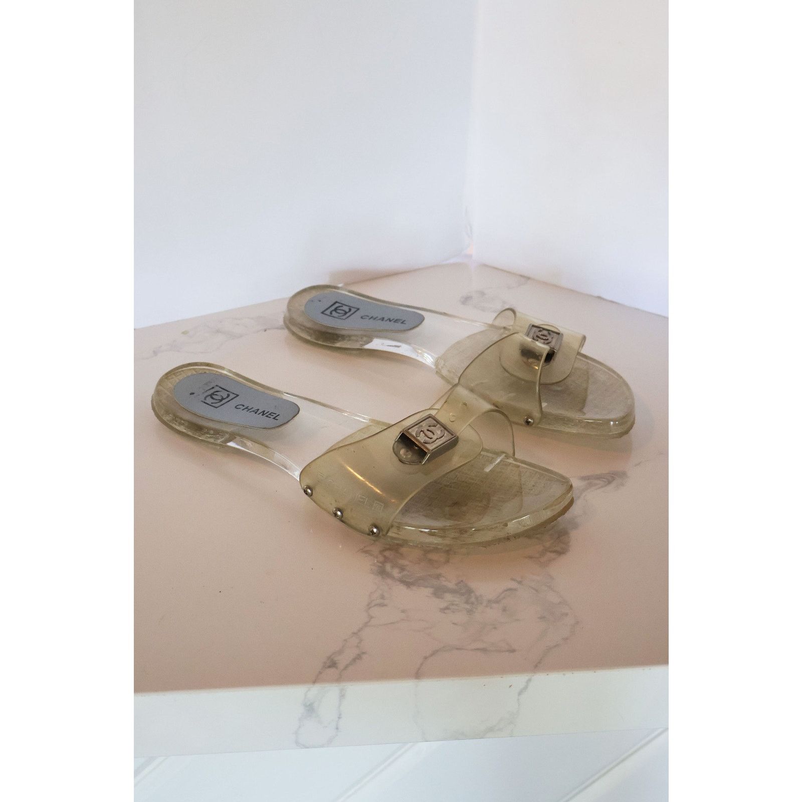 Chanel Vintage CHANEL Clear Interlocking CC Logo PVC Slides Size US 10 / IT 40 - 4 Thumbnail