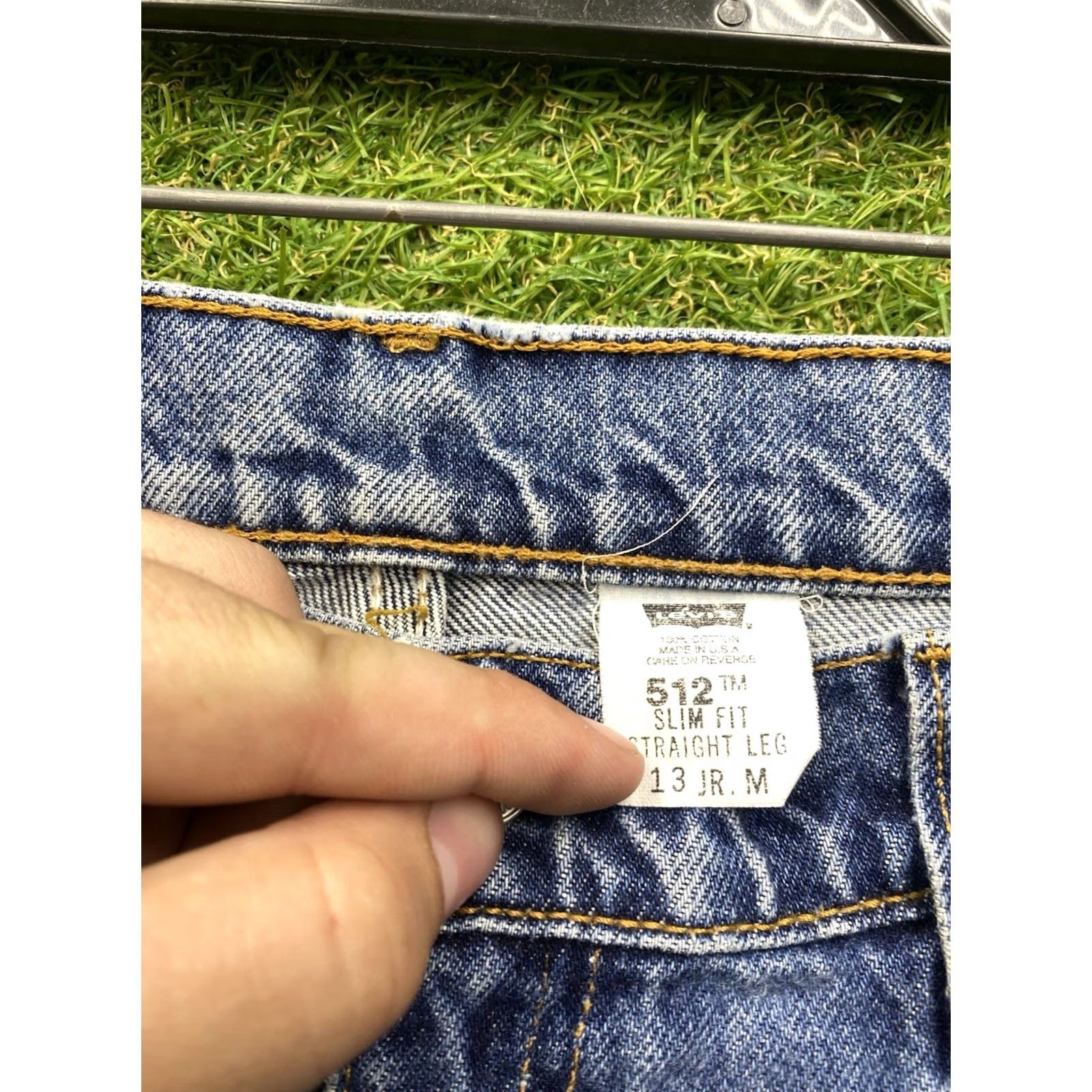 Levi's VINTAGE Levi's 512 Jeans Womens Juniors 28x30 Slim Straight Blue Medium Wash Casual Floor Size 34" / US 12 / IT 48 - 4 Thumbnail