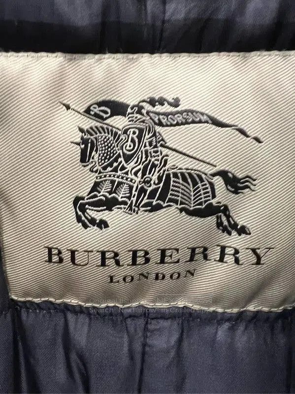 Burberry Burberry Women's Blue Down Jacket. Size S / US 4 / IT 40 - 4 Thumbnail