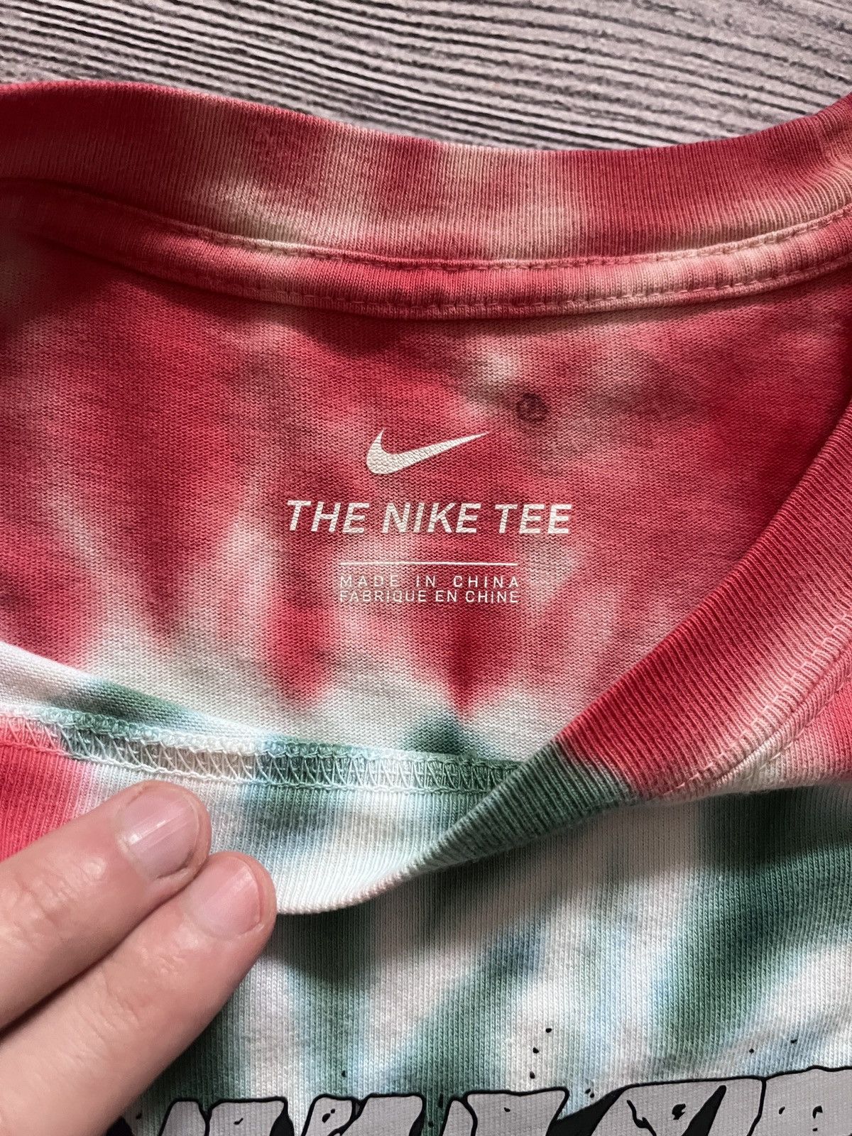 Nike Nike Tie-Dye Graphic Tee Skeleton Swoosh Size US XL / EU 56 / 4 - 4 Thumbnail