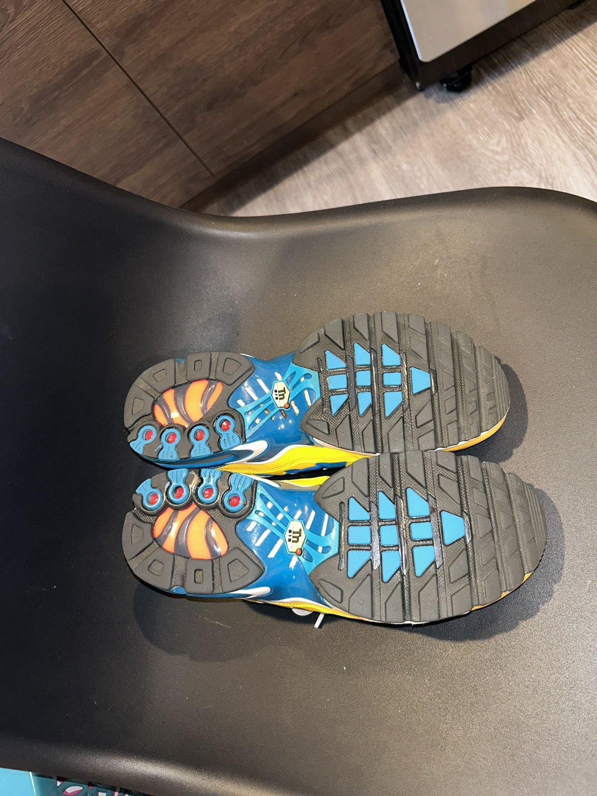 Nike Nike Air Max Plus Size US 6.5 / EU 39-40 - 7 Thumbnail