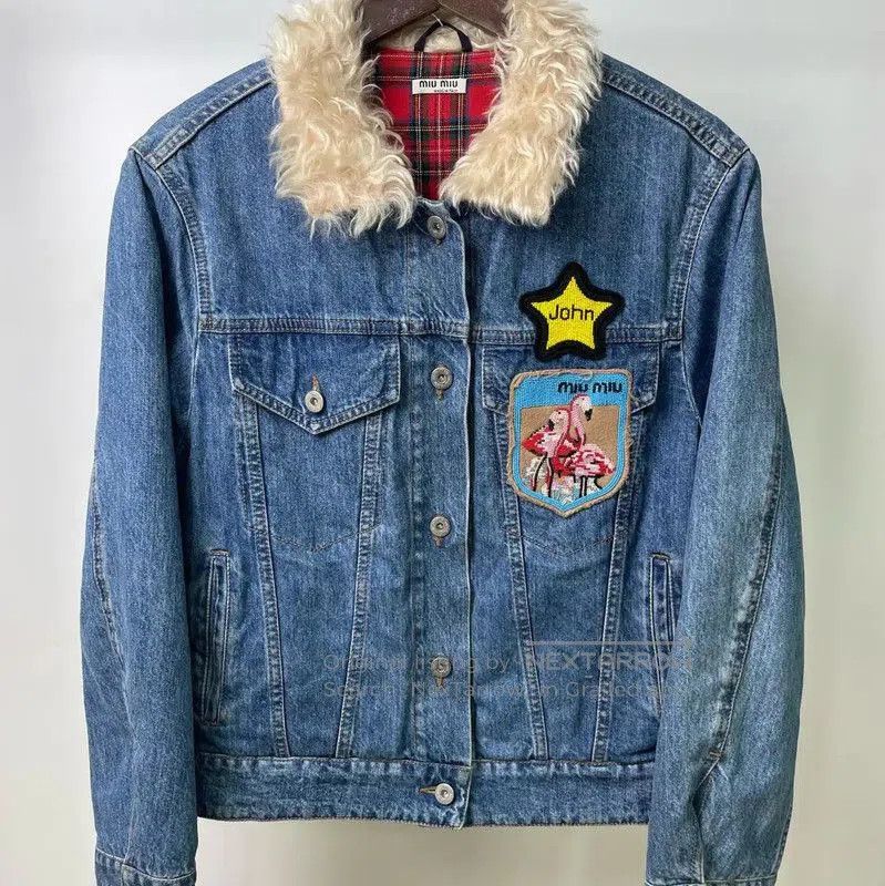 Miu Miu Miu Miu Light Blue Denim Jacket with Faux Fur Collar . Size S / US 4 / IT 40 - 1 Thumbnail