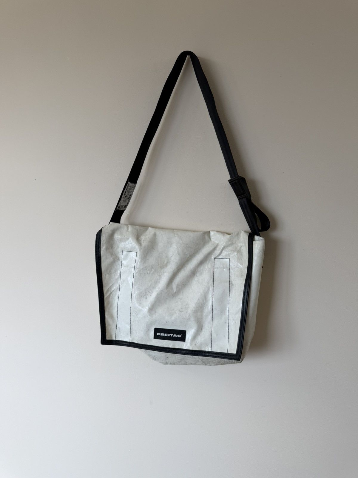 Freitag Freitag Recycled White Crossbody Big Messenger Bag Size ONE SIZE - 4 Thumbnail