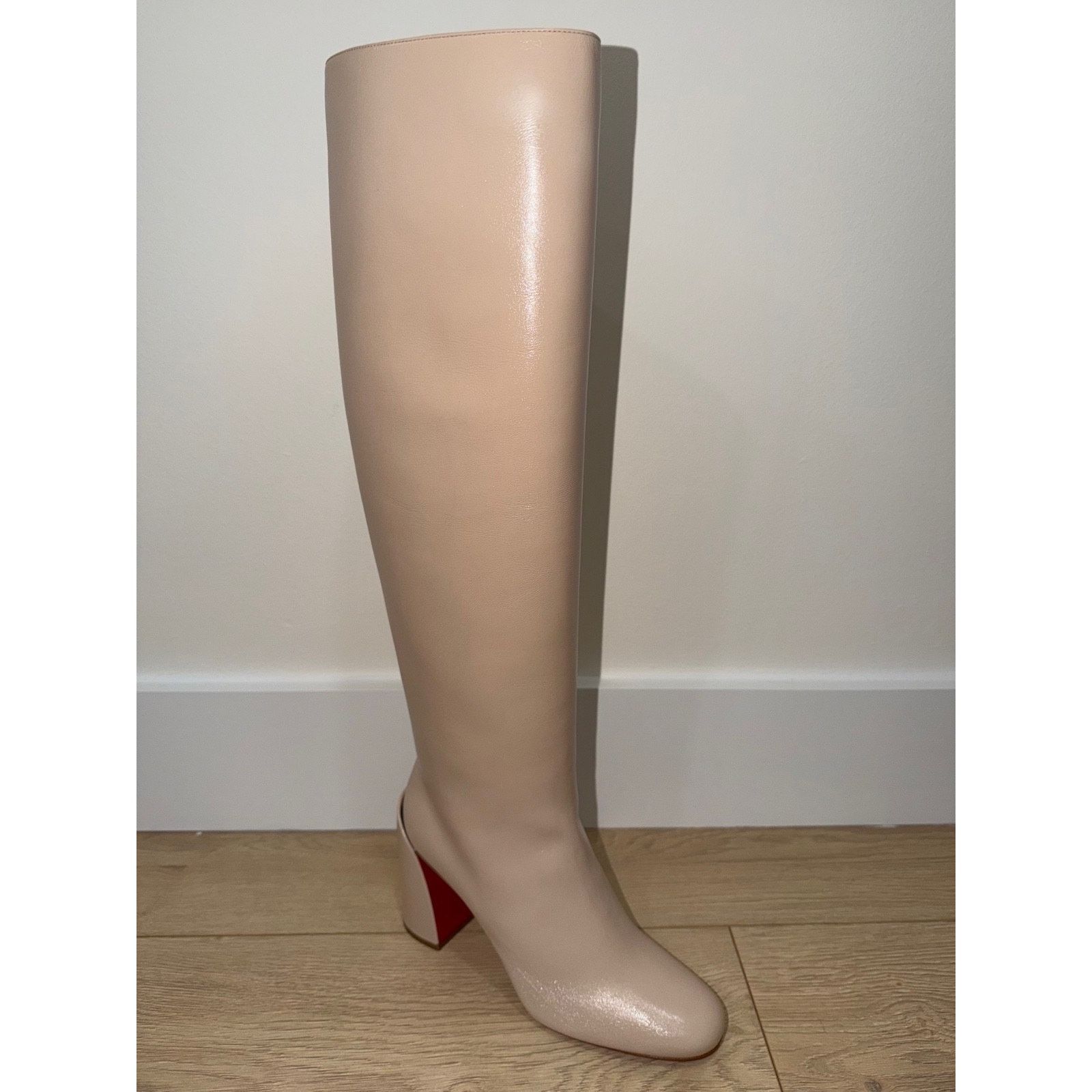 Christian Louboutin Christian Louboutin Janitta 85 Pearl Leather Knee Boot 38 Size US 8 / IT 38 - 10 Thumbnail