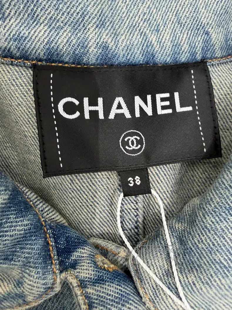 Chanel Chanel Coated denim jacket Size XS / US 0-2 / IT 36-38 - 5 Thumbnail