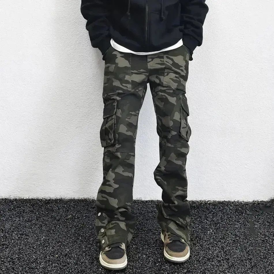 Japanese Brand Cargo camouflage trousers casual baggy pockets wide leg Size US 32 / EU 48 - 1 Thumbnail