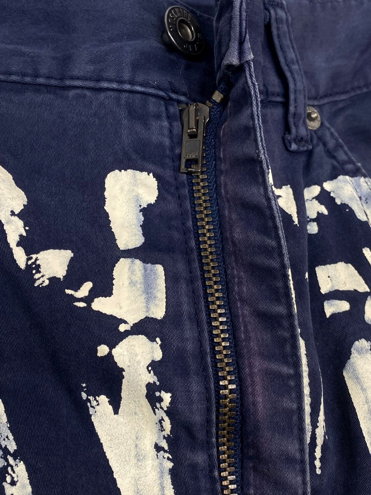 Moschino Moschino Jeans Graffiti Painted Rick Owens Style Avant Garde Size US 34 / EU 50 - 18 Thumbnail