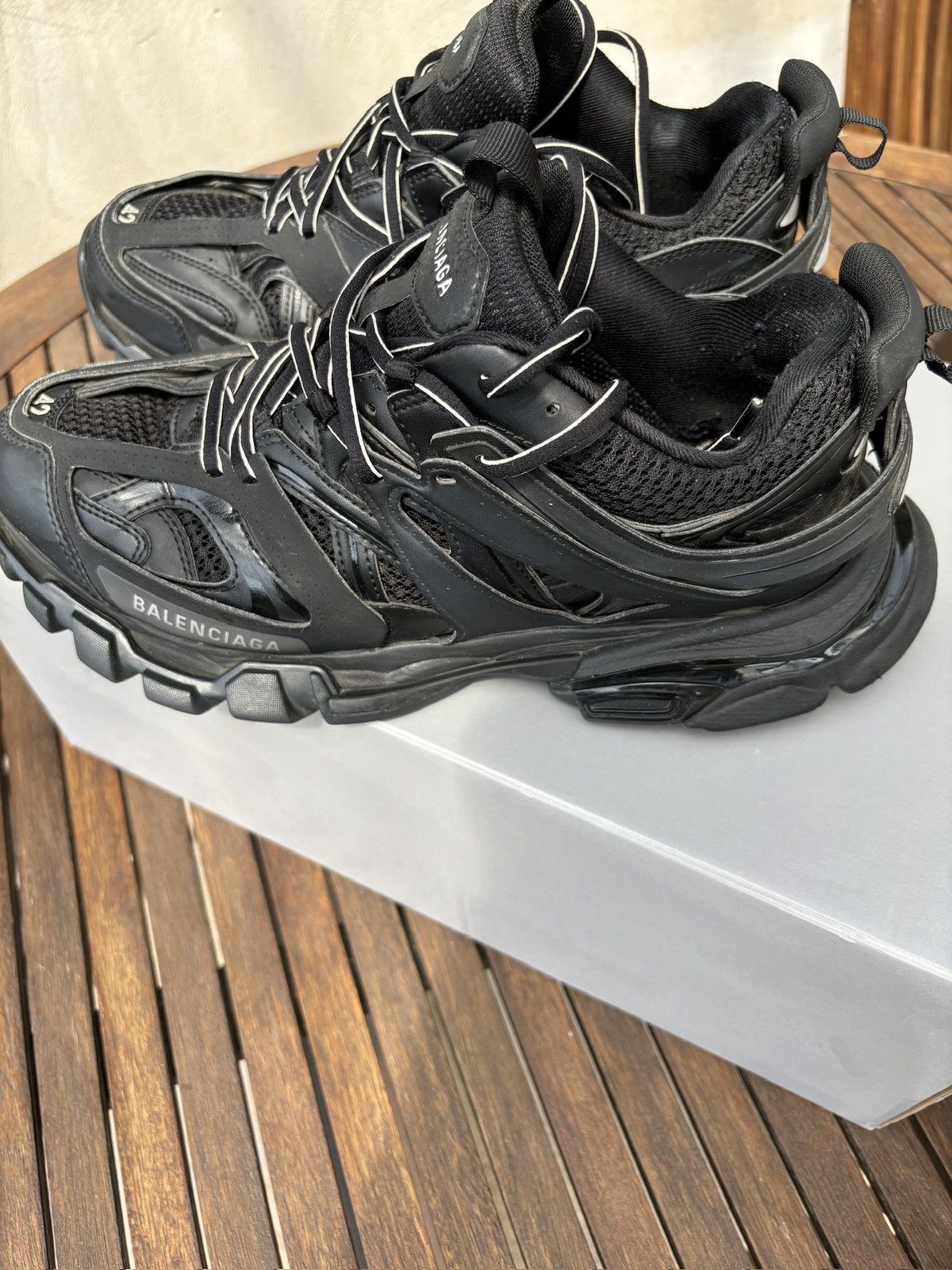 Balenciaga Balenciaga Track Runner V2 Black Size US 9 / EU 42 - 1 Thumbnail