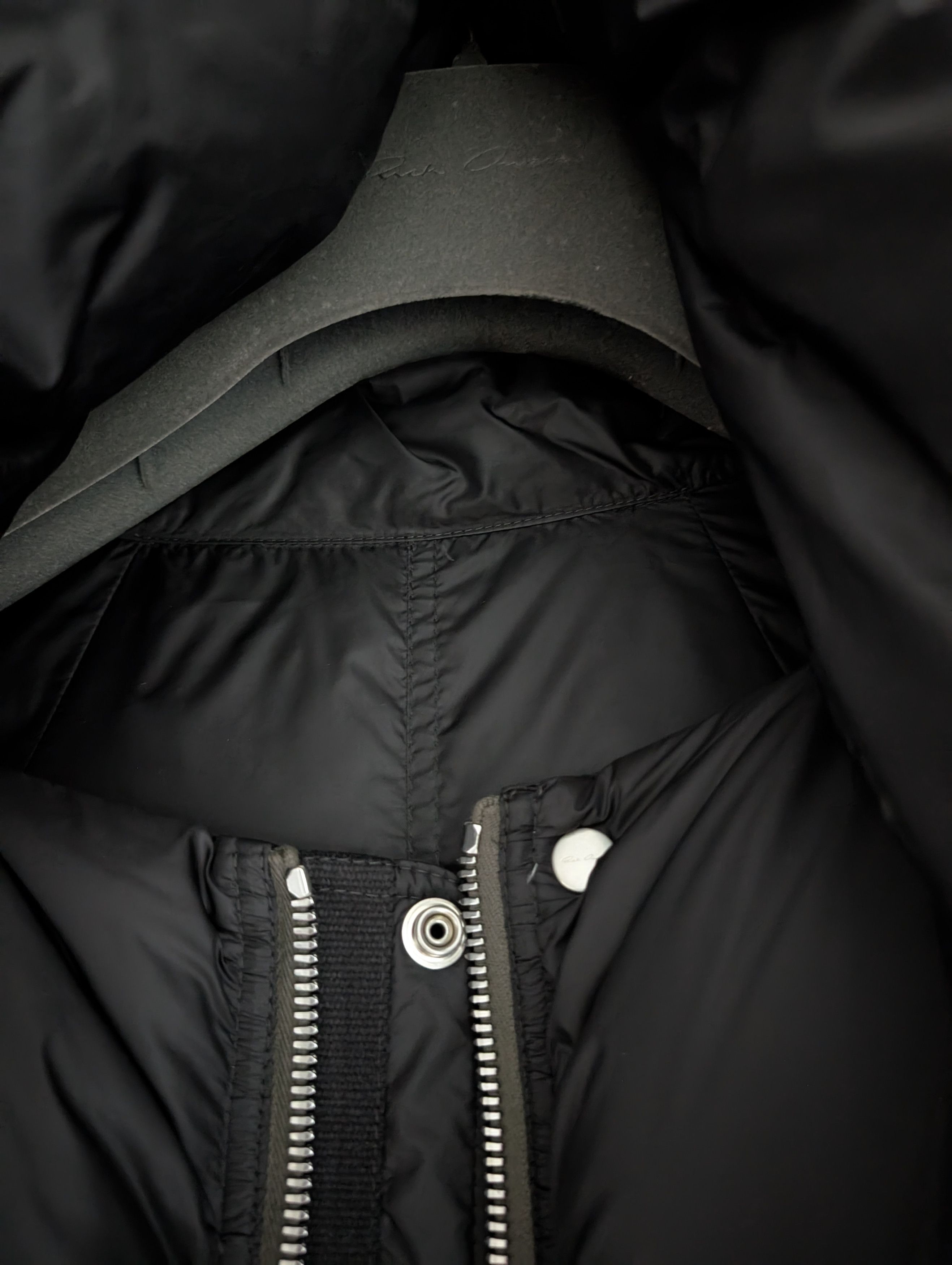 Rick Owens FW22 Cropped Funnel Down Puffer Size US L / EU 52-54 / 3 - 9 Thumbnail