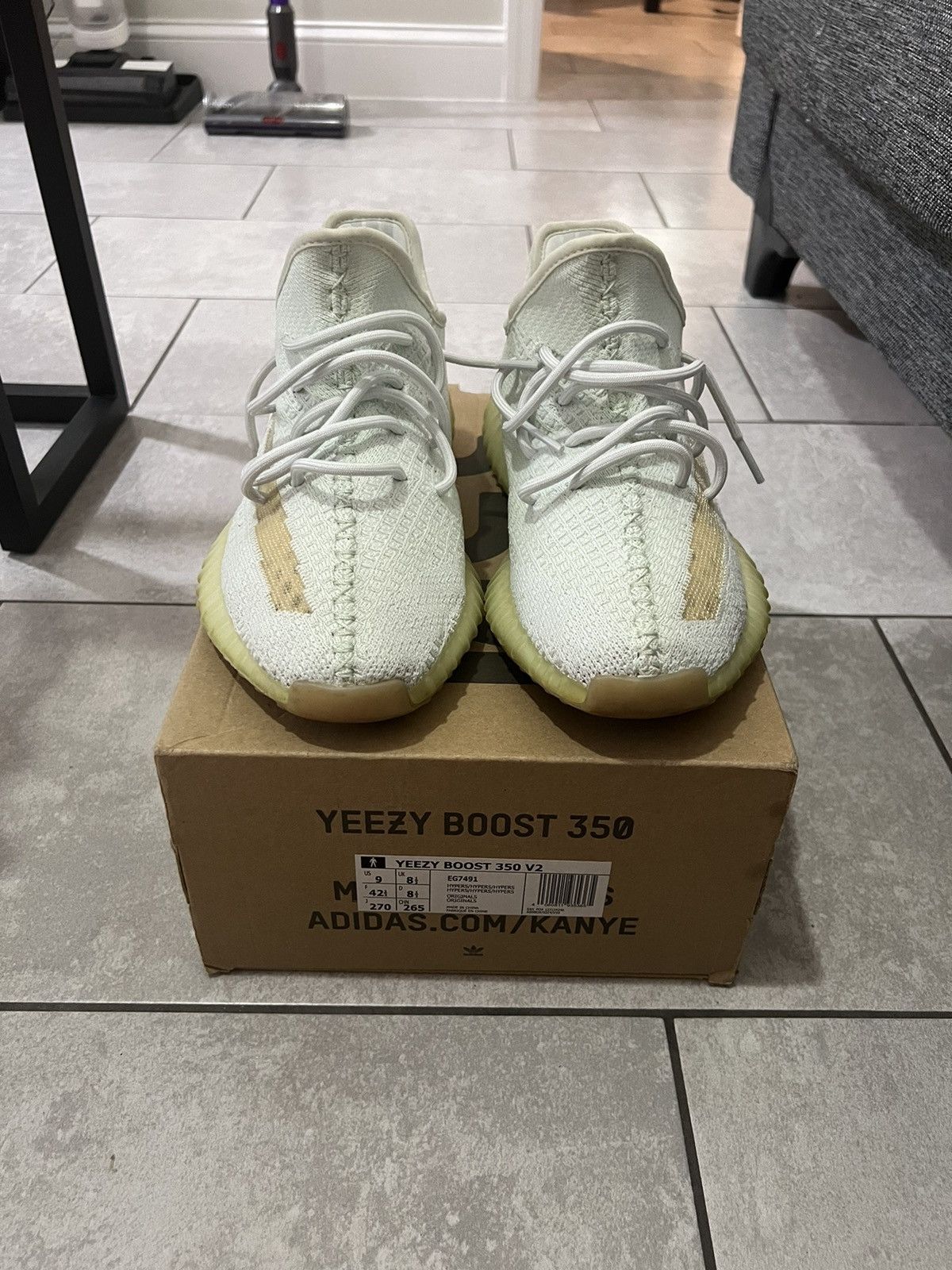 Adidas Adidas Yeezy Boost 350 V2 ‘Hyperspace’ (2019) Size 9 Size US 9 / EU 42 - 2 Thumbnail