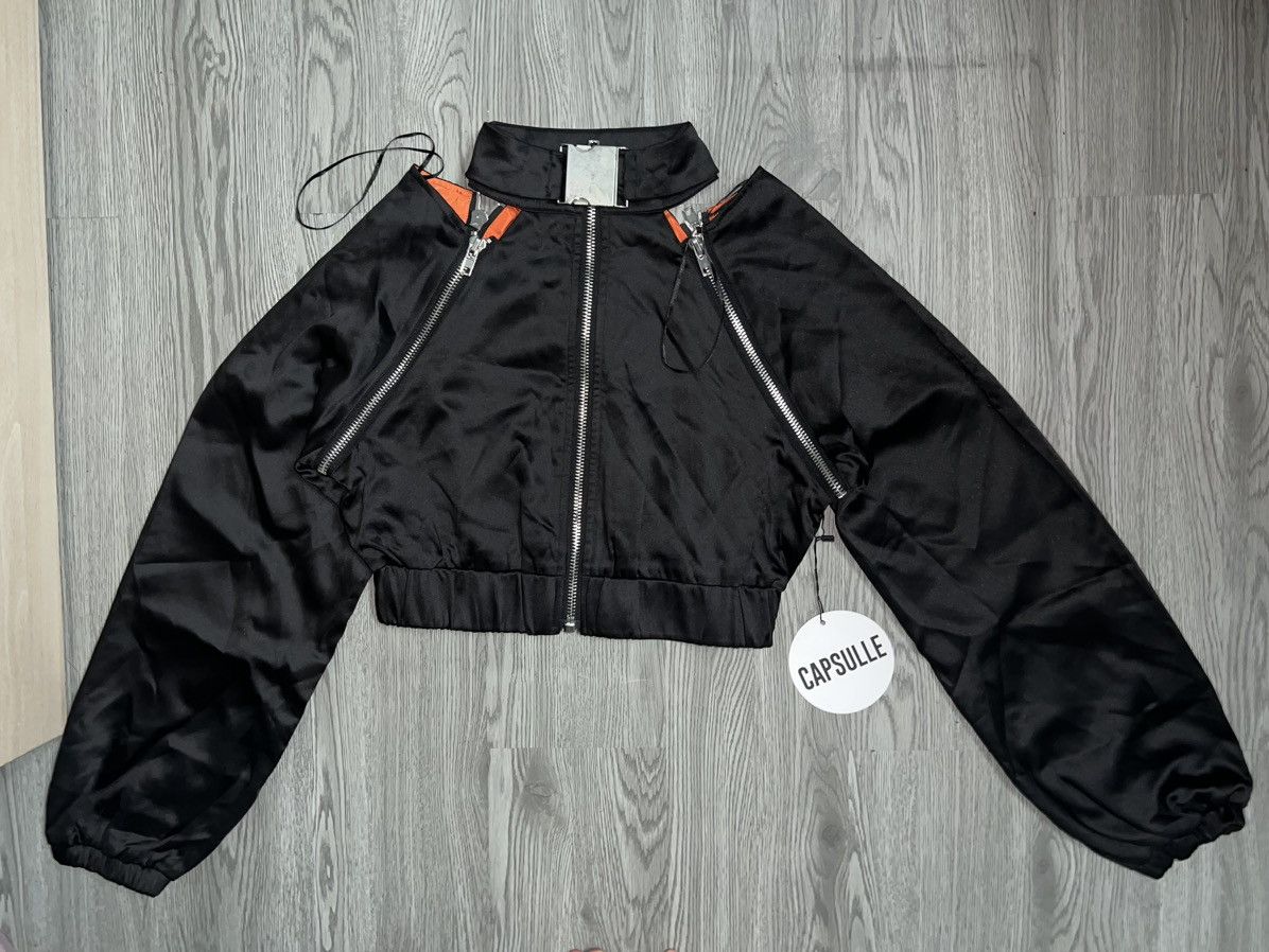 Dolls Kill Dollskill Capsulle crop bomber 🖤 Size S / US 4 / IT 40 - 1 Thumbnail
