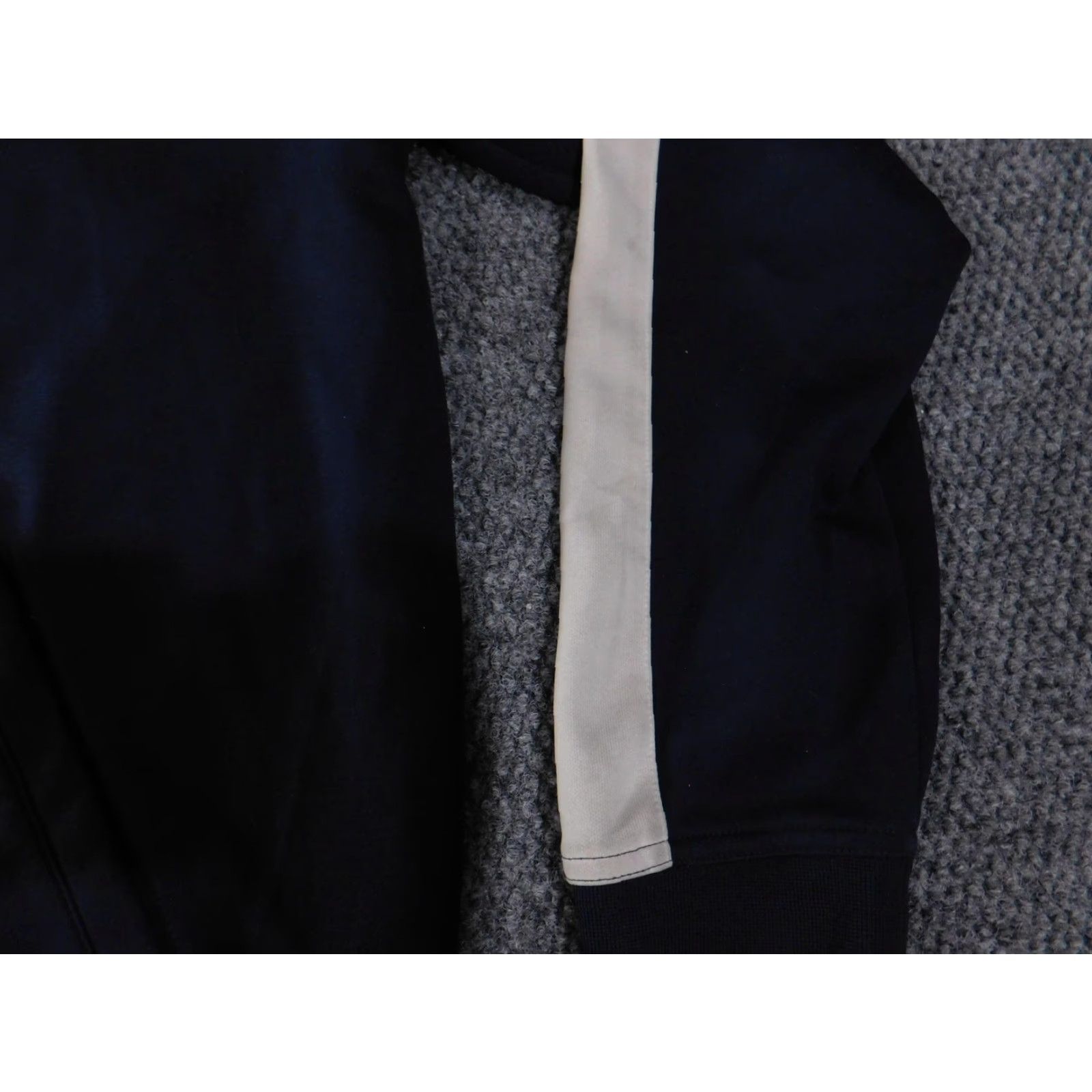 Nike VINTAGE Nike Jacket Mens 2XL Navy Blue Stripe Swoosh Full Zip Track Jacket Size US XXL / EU 58 / 5 - 3 Thumbnail