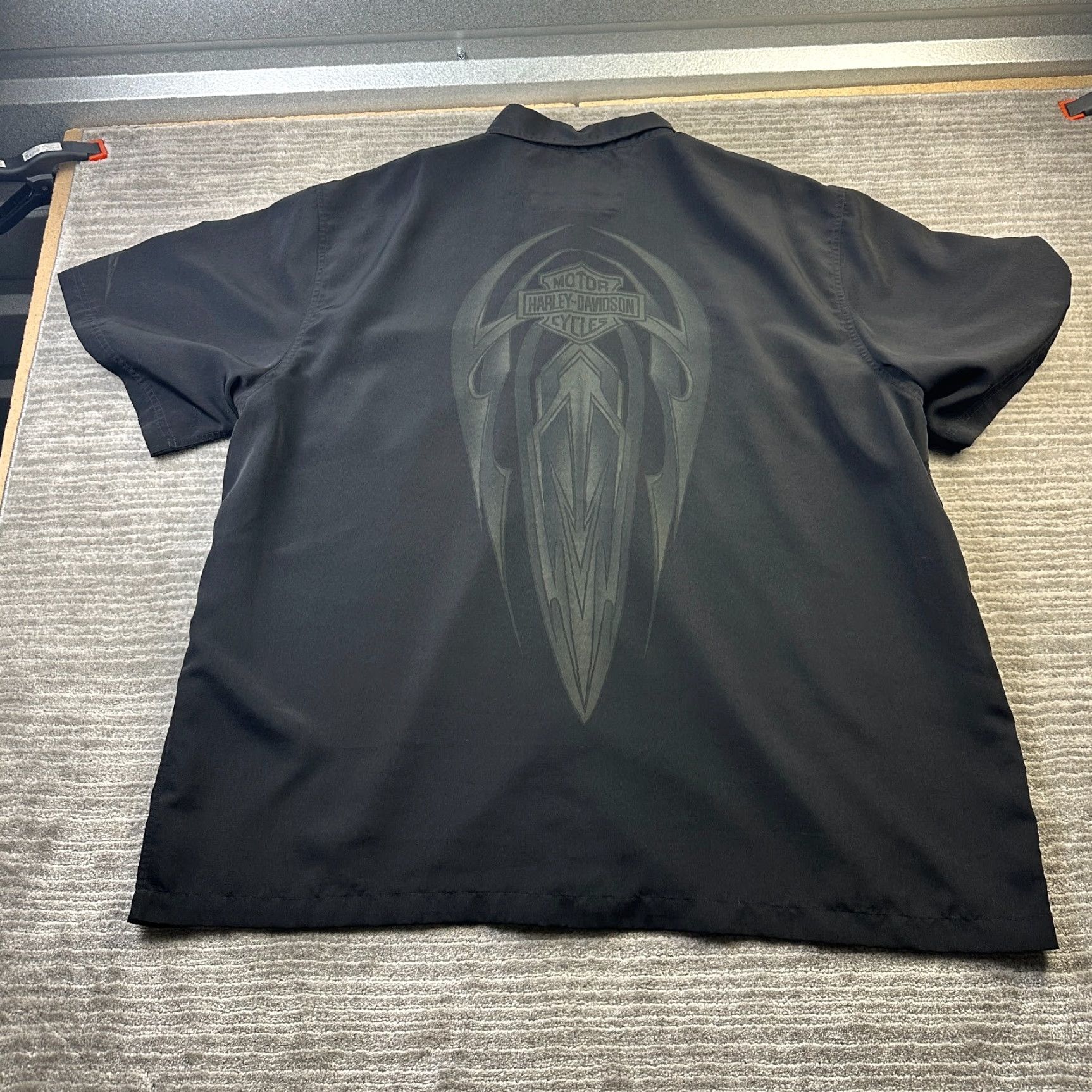 Harley Davidson Harley-Davidson Shirt Mens 3XL Black Performance Biker Short Sleeve Button-Up Embroidered Pockets Size US XXL / EU 58 / 5 - 2 Thumbnail