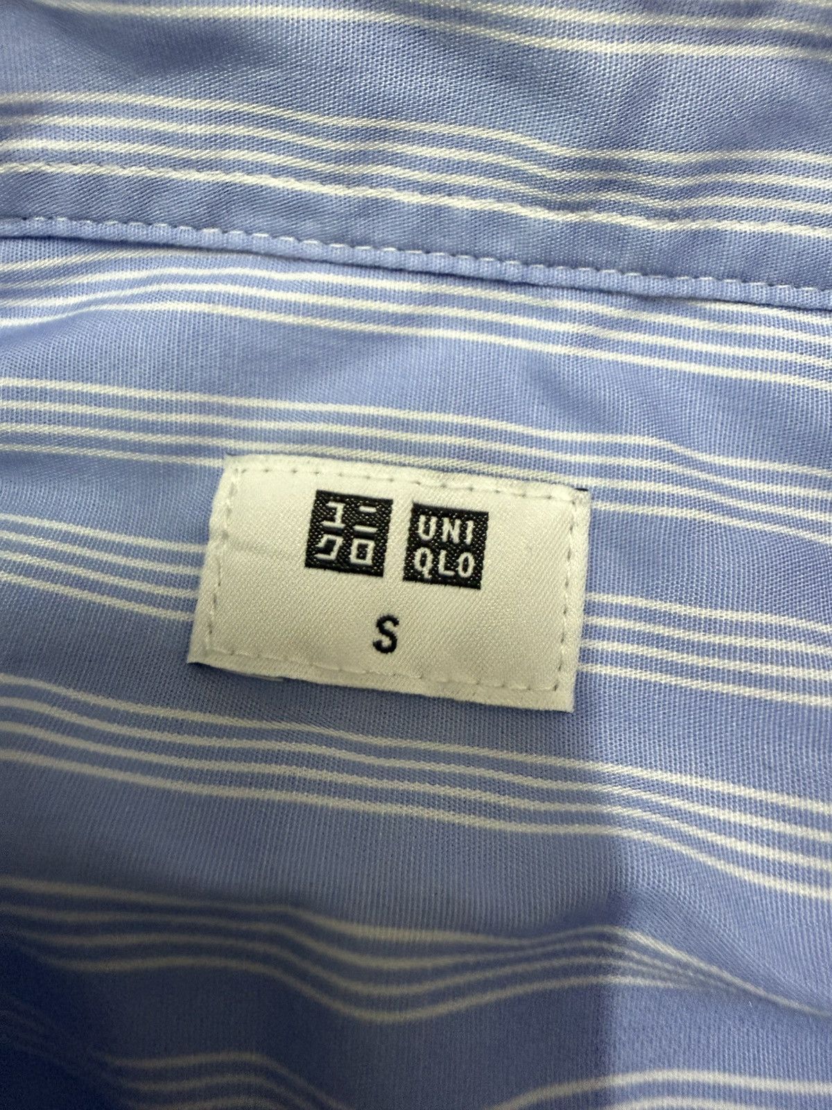 Uniqlo UNIQLO BUTTON UP SHIRT Size US XS / EU 42 / 0 - 5 Thumbnail