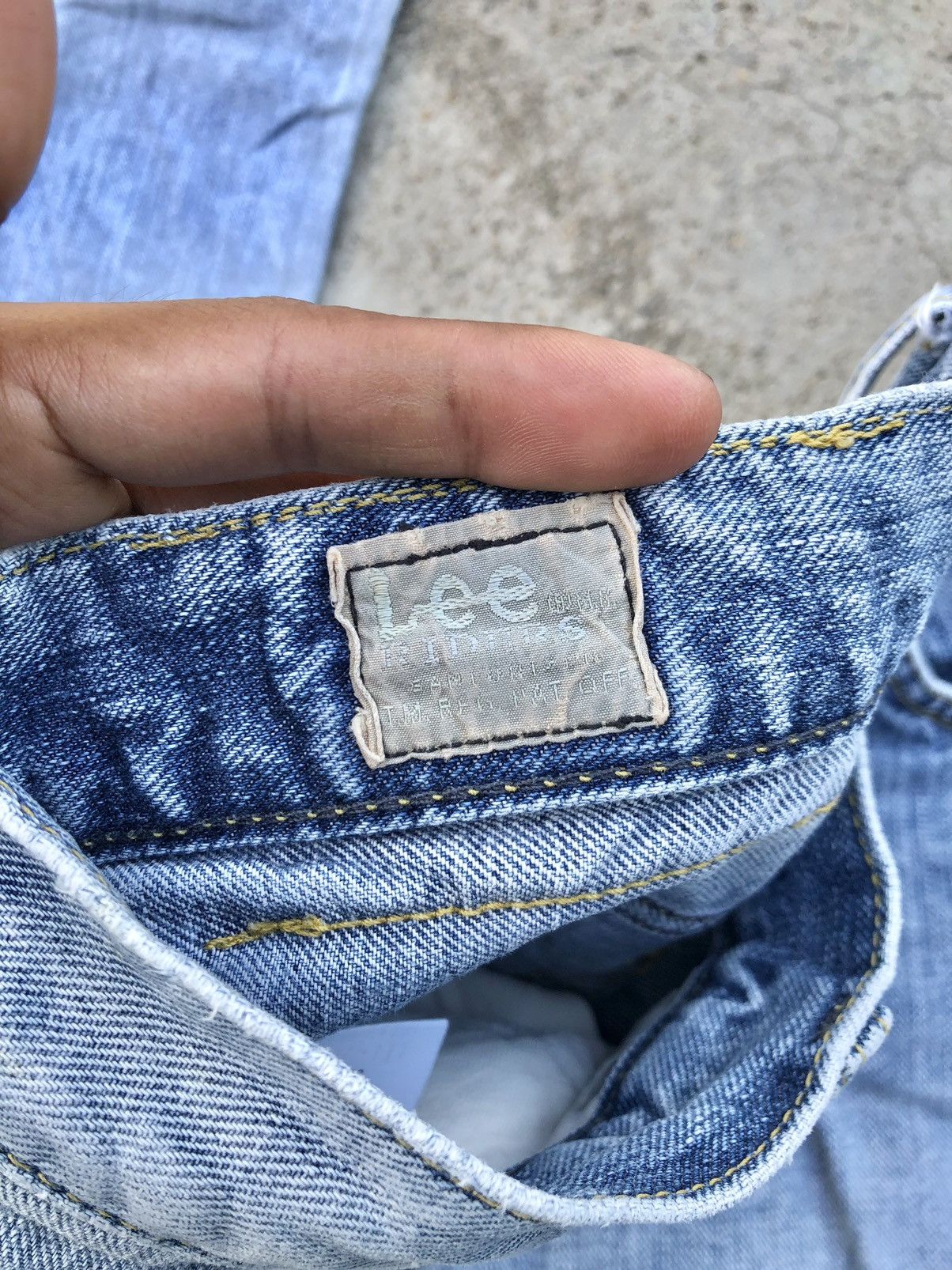 Lee FLARED DISTRESSED DENIM BY LEE Size US 30 / EU 46 - 5 Thumbnail