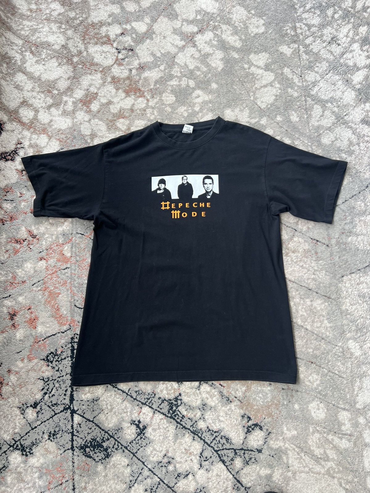 Other Depeche Mode Tour Of The Universe 2009 Tee Size US XL / EU 56 / 4 - 1 Thumbnail