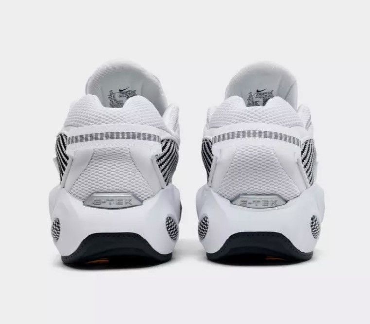 Nike Nike nocta glide white black drake ovo leather sneaker Size US 15 / EU 48 - 4 Thumbnail