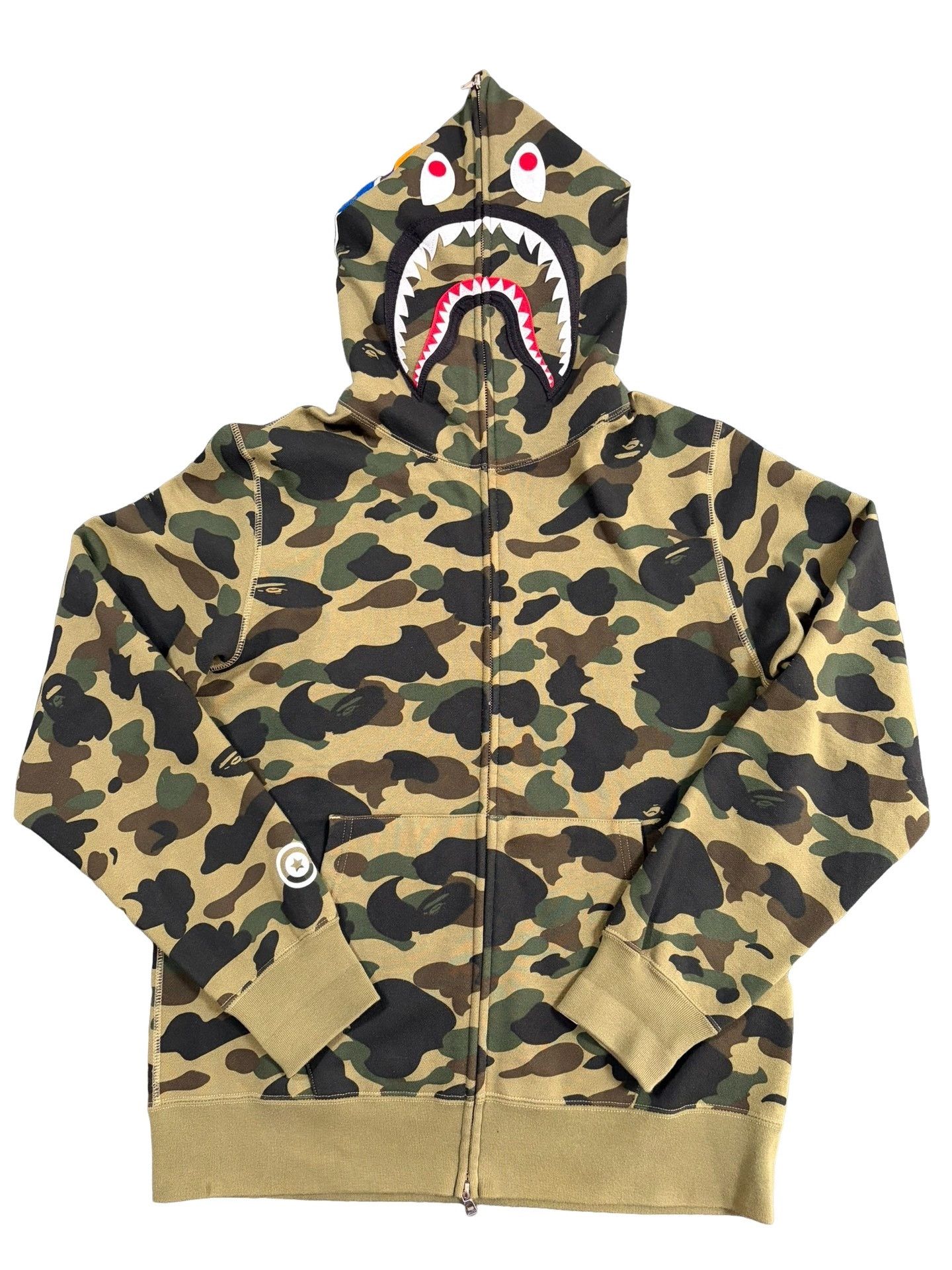 Bape Bape Camo Shark Hoodie Size XL Size US XL / EU 56 / 4 - 1 Thumbnail