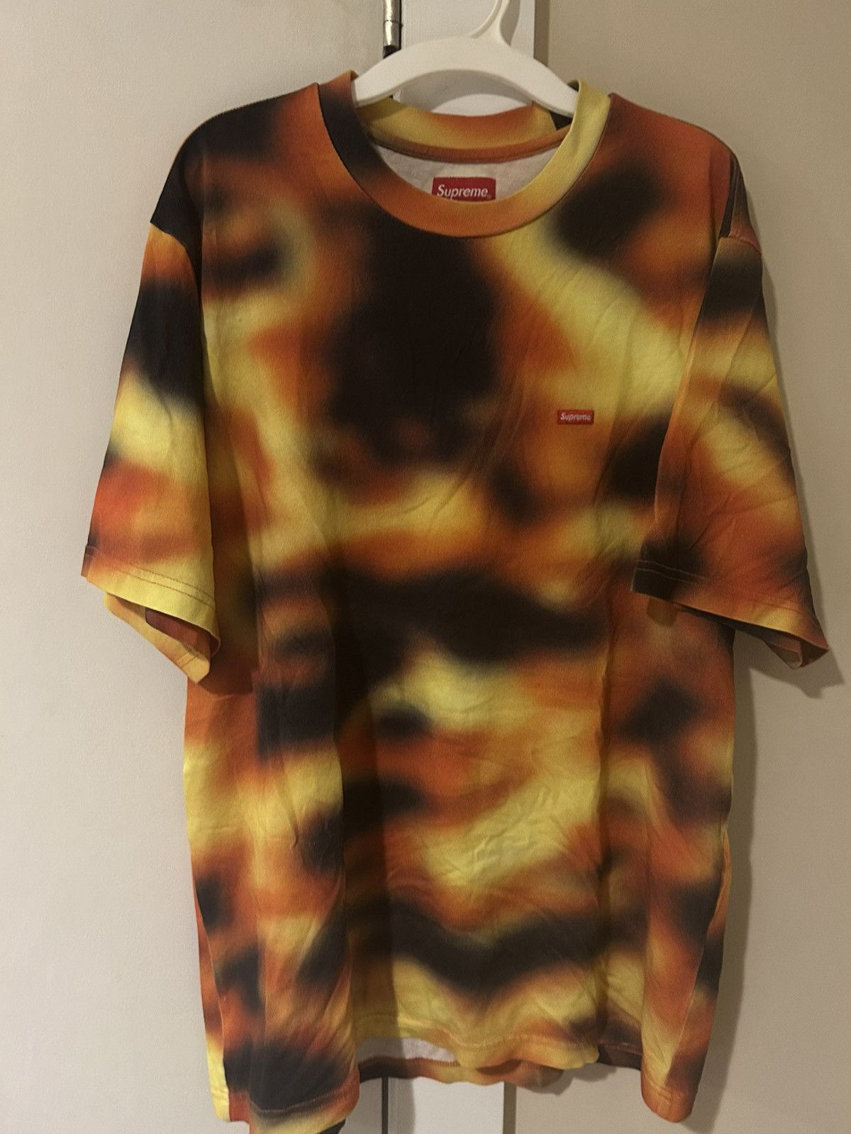 Supreme Supreme Small Box Tee | Flames Size US S / EU 44-46 / 1 - 2 Thumbnail