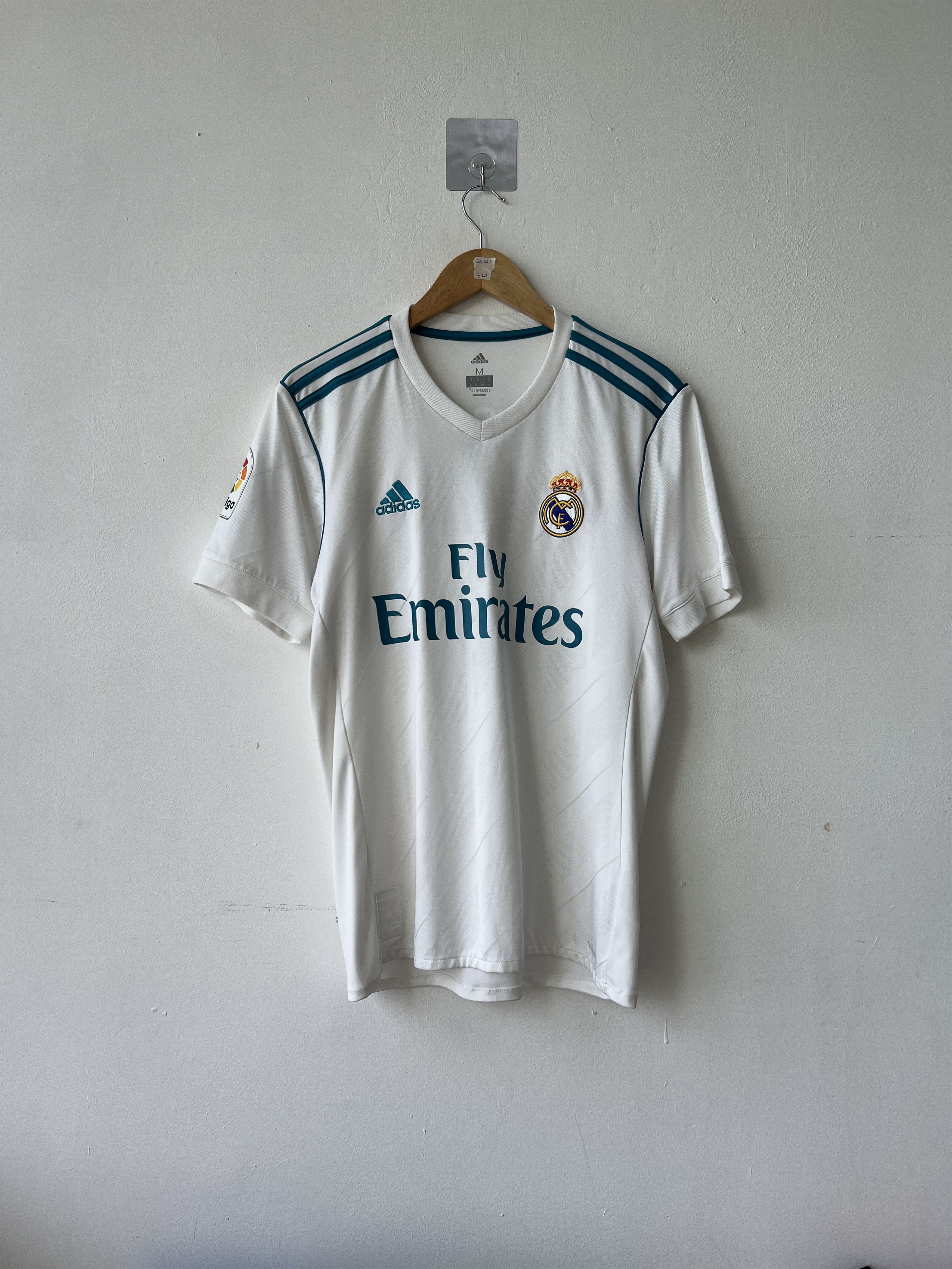 Adidas (M) Real Madrid 2017-18 Home Kit Kroos #8 Size US M / EU 48-50 / 2 - 2 Thumbnail